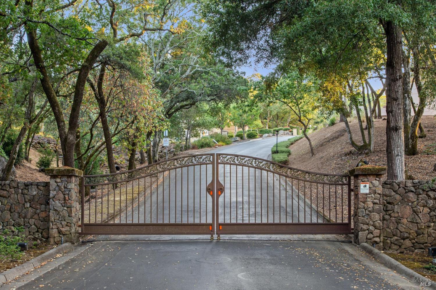 Detail Gallery Image 97 of 99 For 6 Old Coach Rd, Napa,  CA 94558 - 4 Beds | 3/1 Baths
