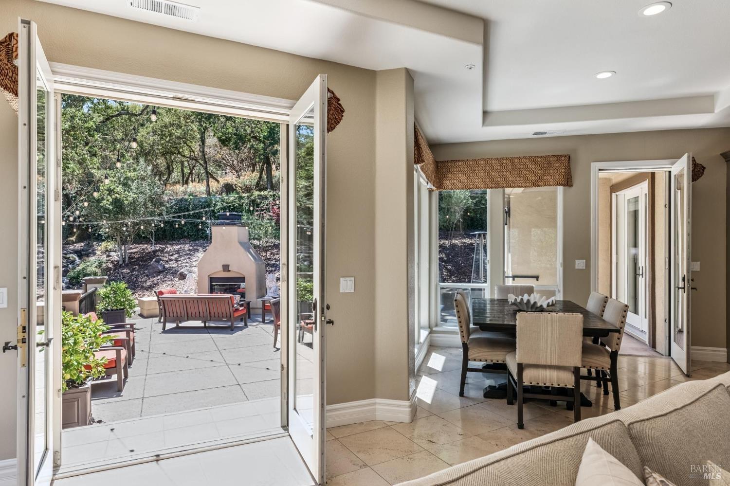 Detail Gallery Image 33 of 99 For 6 Old Coach Rd, Napa,  CA 94558 - 4 Beds | 3/1 Baths