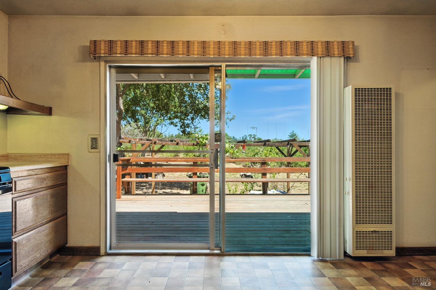 Detail Gallery Image 25 of 48 For 5295 N Hwy 116 Unkn, Sebastopol,  CA 95472 - 3 Beds | 2 Baths