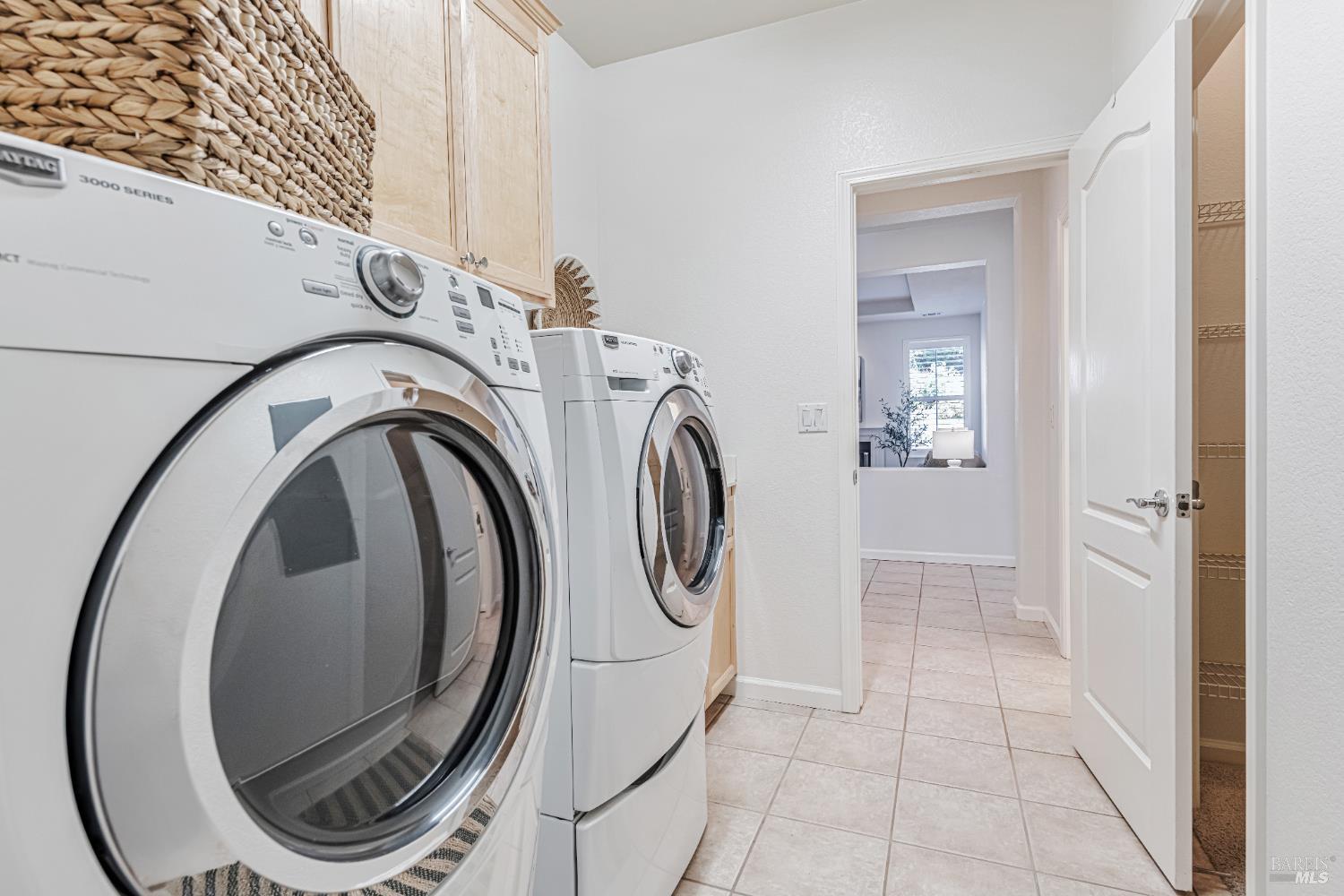 Detail Gallery Image 49 of 61 For 340 San Carlos Way, Novato,  CA 94945 - 4 Beds | 2/1 Baths
