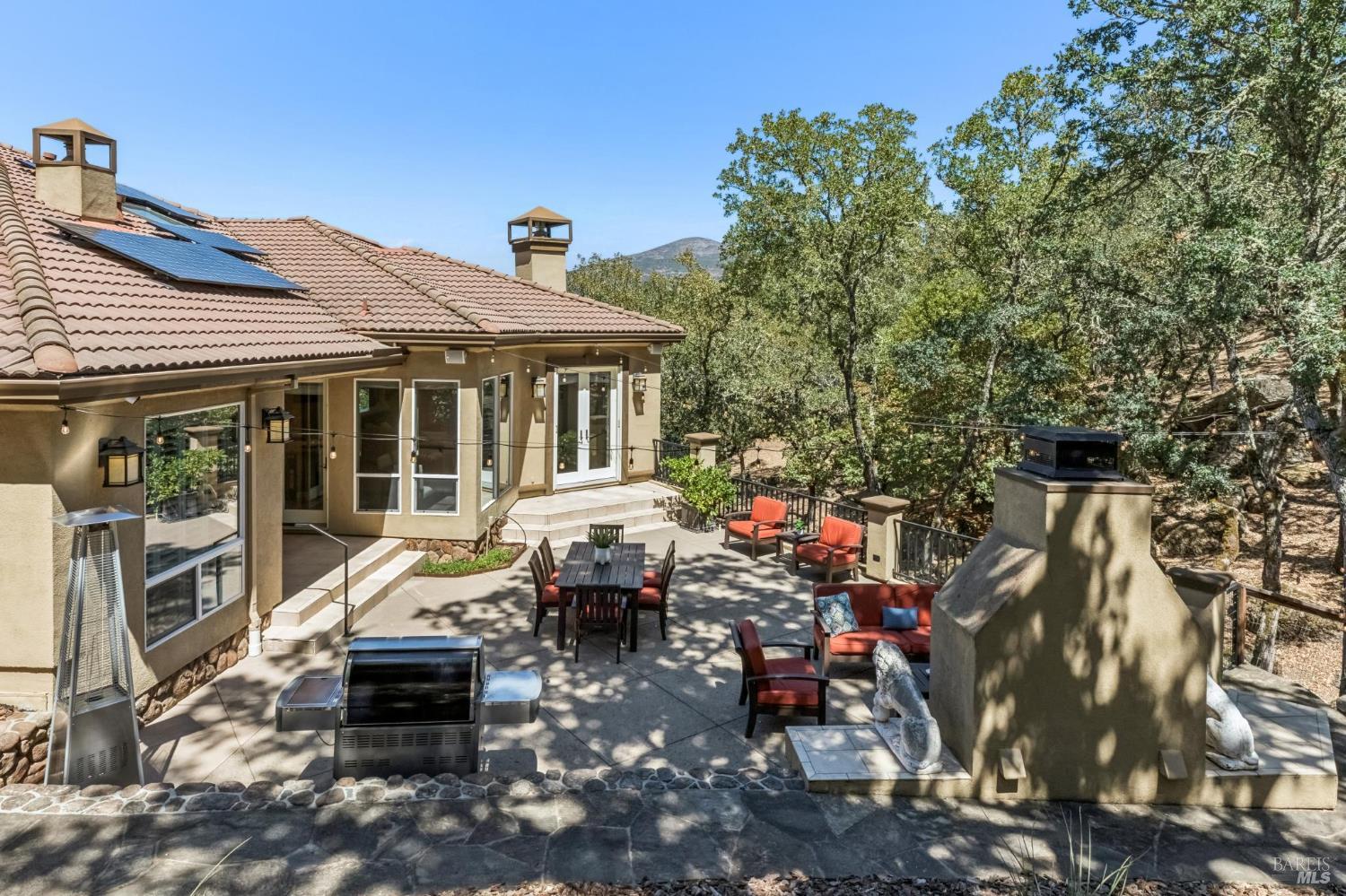 Detail Gallery Image 43 of 99 For 6 Old Coach Rd, Napa,  CA 94558 - 4 Beds | 3/1 Baths