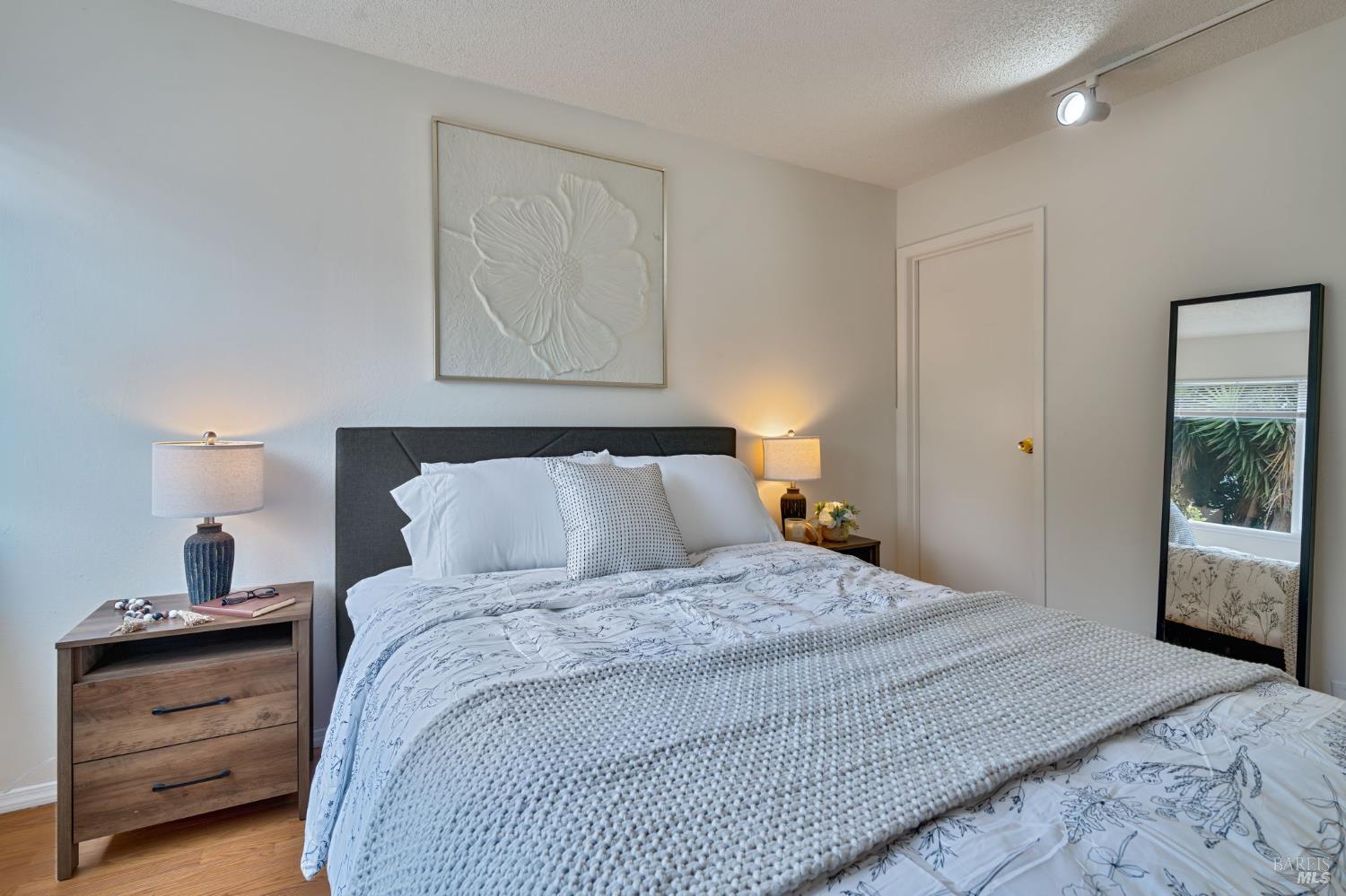 Detail Gallery Image 15 of 32 For 140 Boggs Ct, Vallejo,  CA 94589 - 2 Beds | 2 Baths