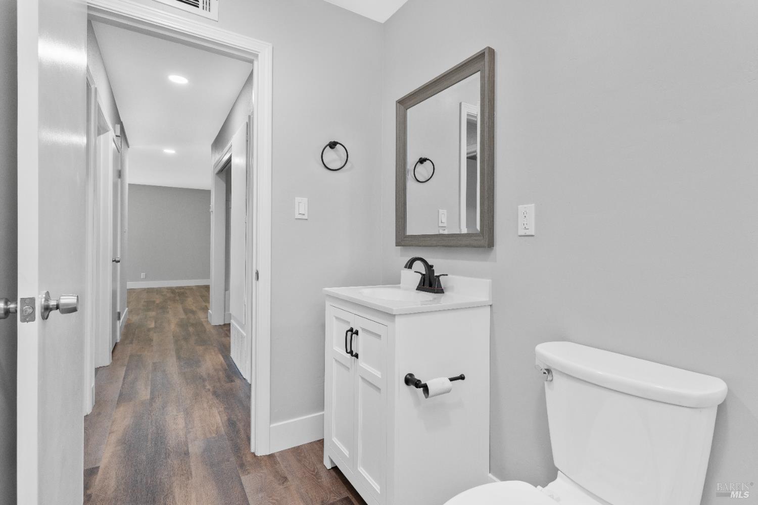 Detail Gallery Image 25 of 41 For 413 Acacia St, Fairfield,  CA 94533 - 3 Beds | 2 Baths