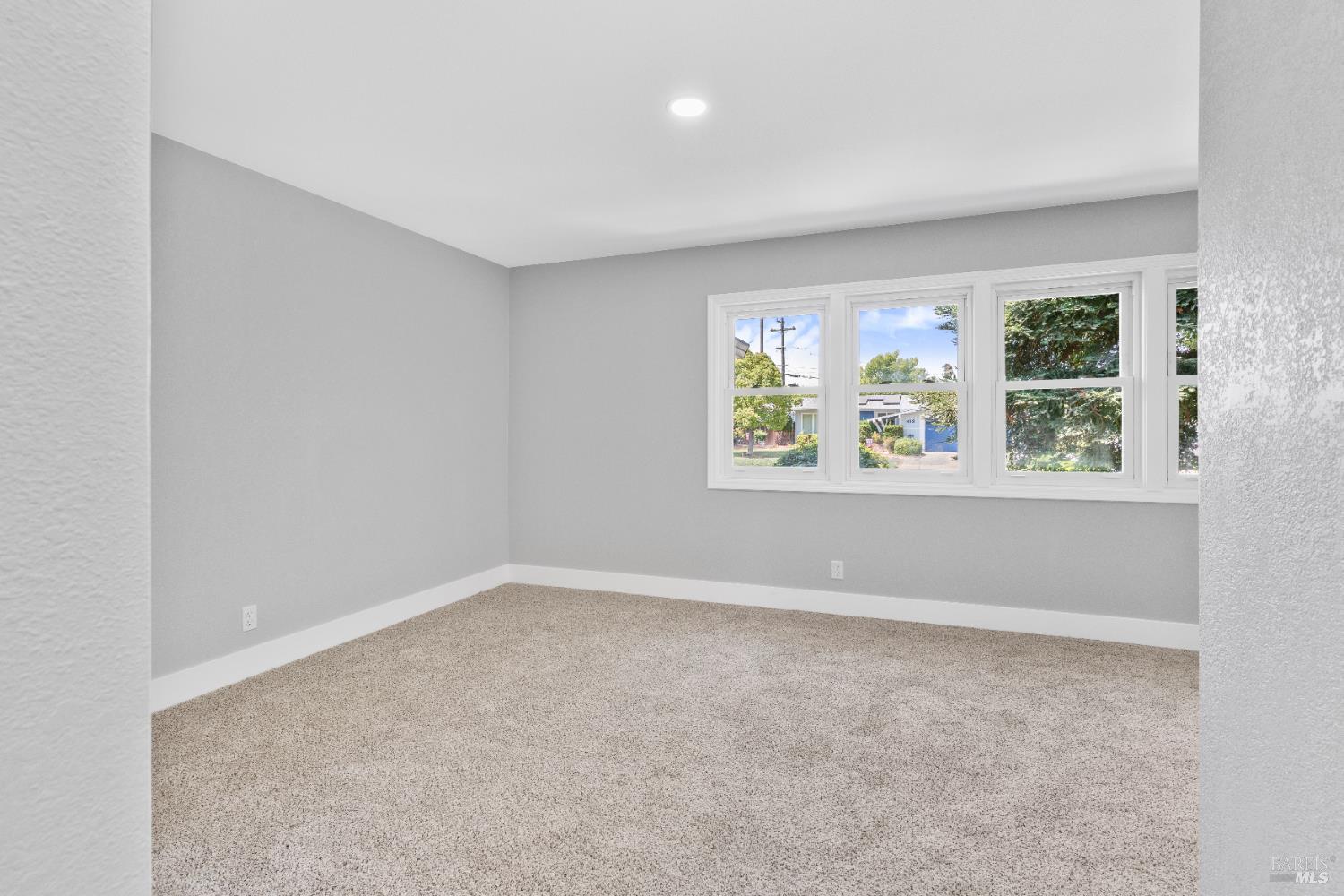 Detail Gallery Image 30 of 41 For 413 Acacia St, Fairfield,  CA 94533 - 3 Beds | 2 Baths