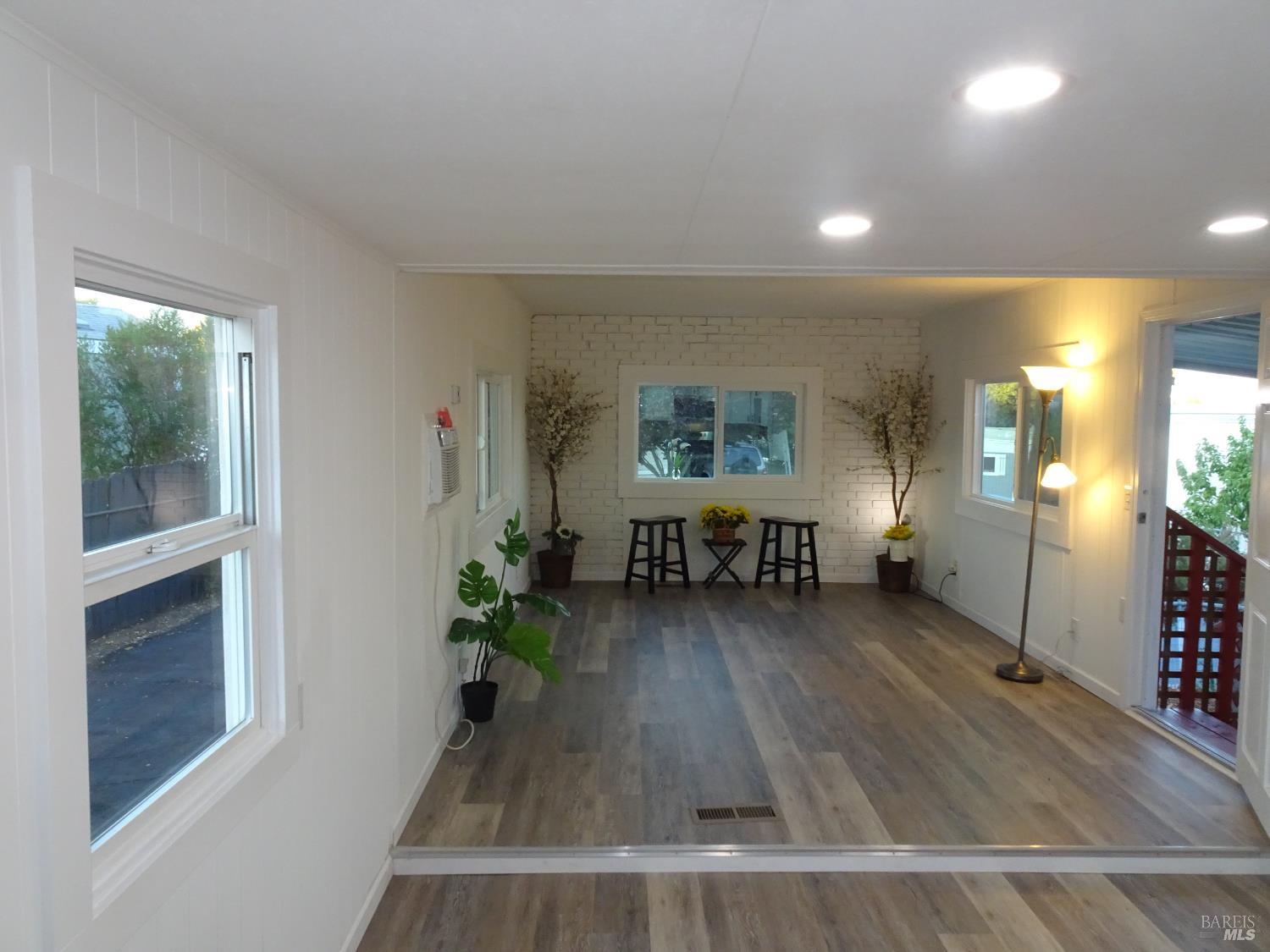 Detail Gallery Image 6 of 58 For 32 Goya Dr, Fairfield,  CA 94534 - 2 Beds | 2 Baths