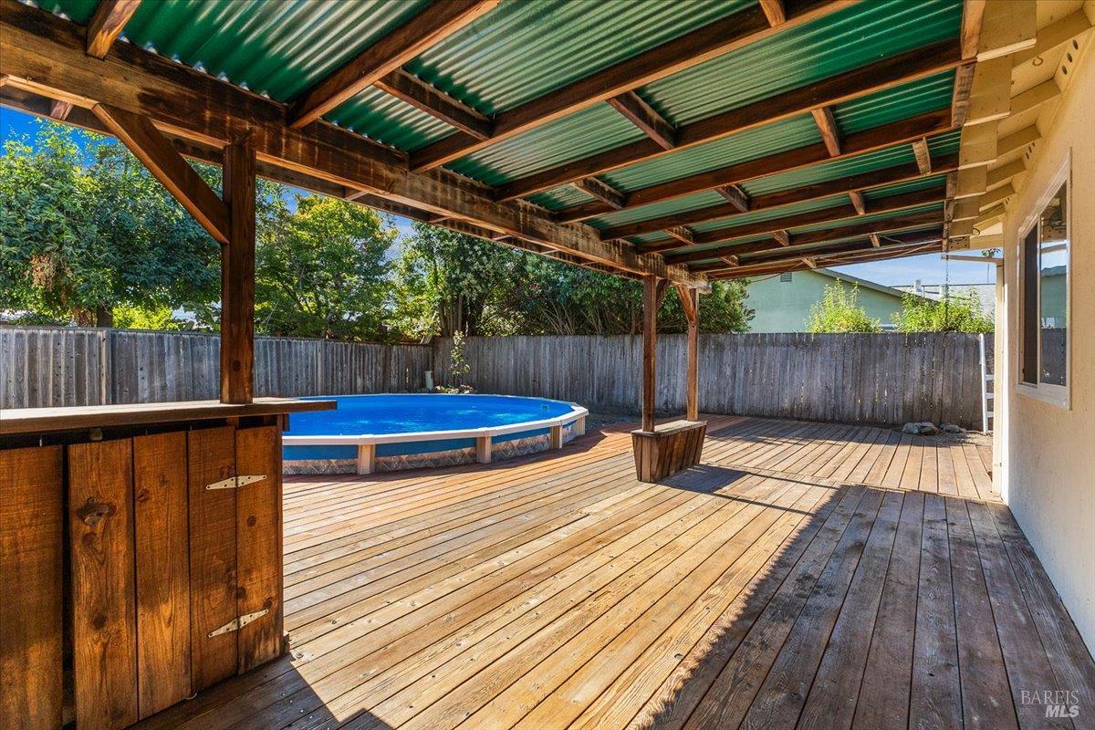 Detail Gallery Image 17 of 20 For 560 Link Ln, Santa Rosa,  CA 95401 - 3 Beds | 2 Baths
