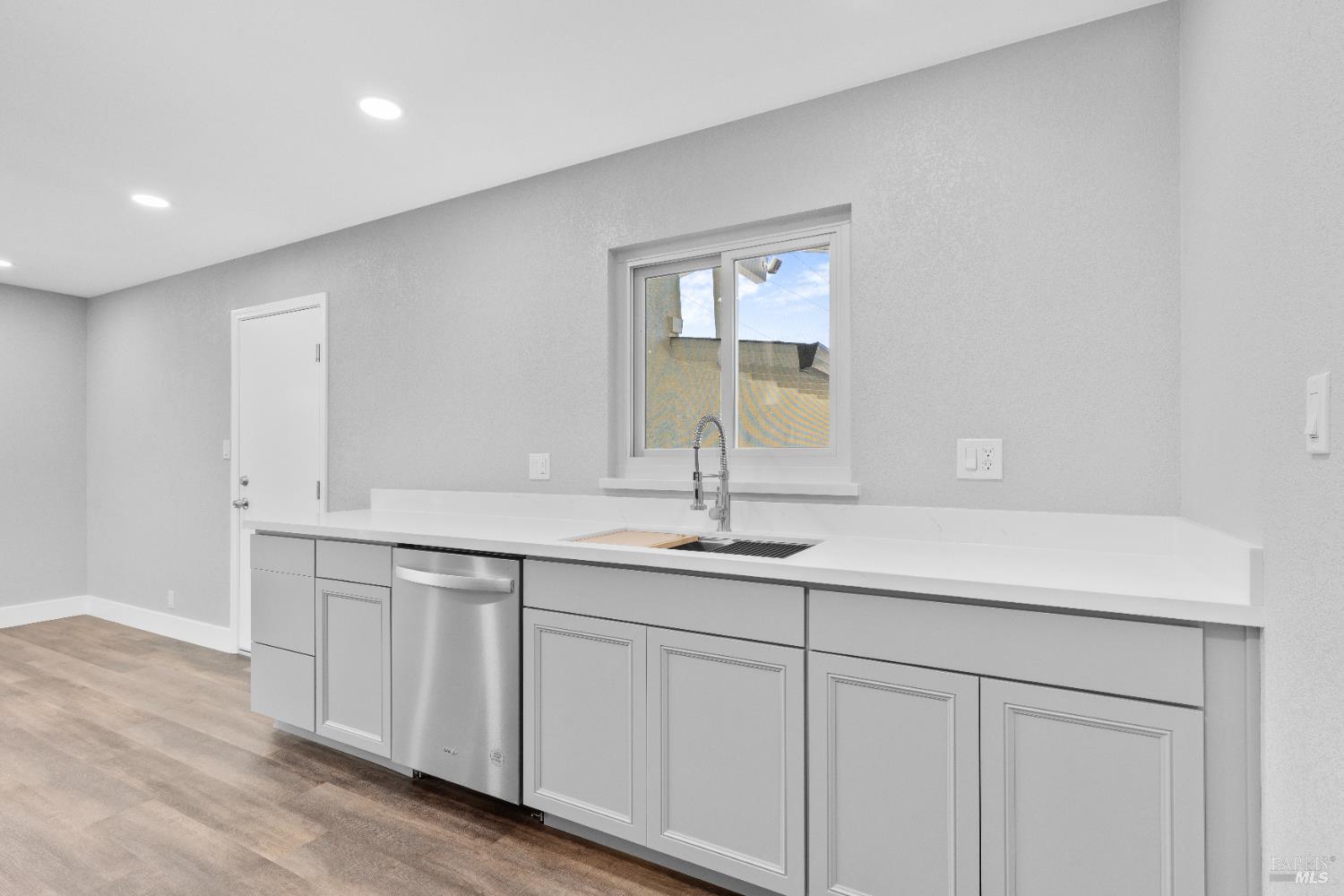 Detail Gallery Image 13 of 41 For 413 Acacia St, Fairfield,  CA 94533 - 3 Beds | 2 Baths