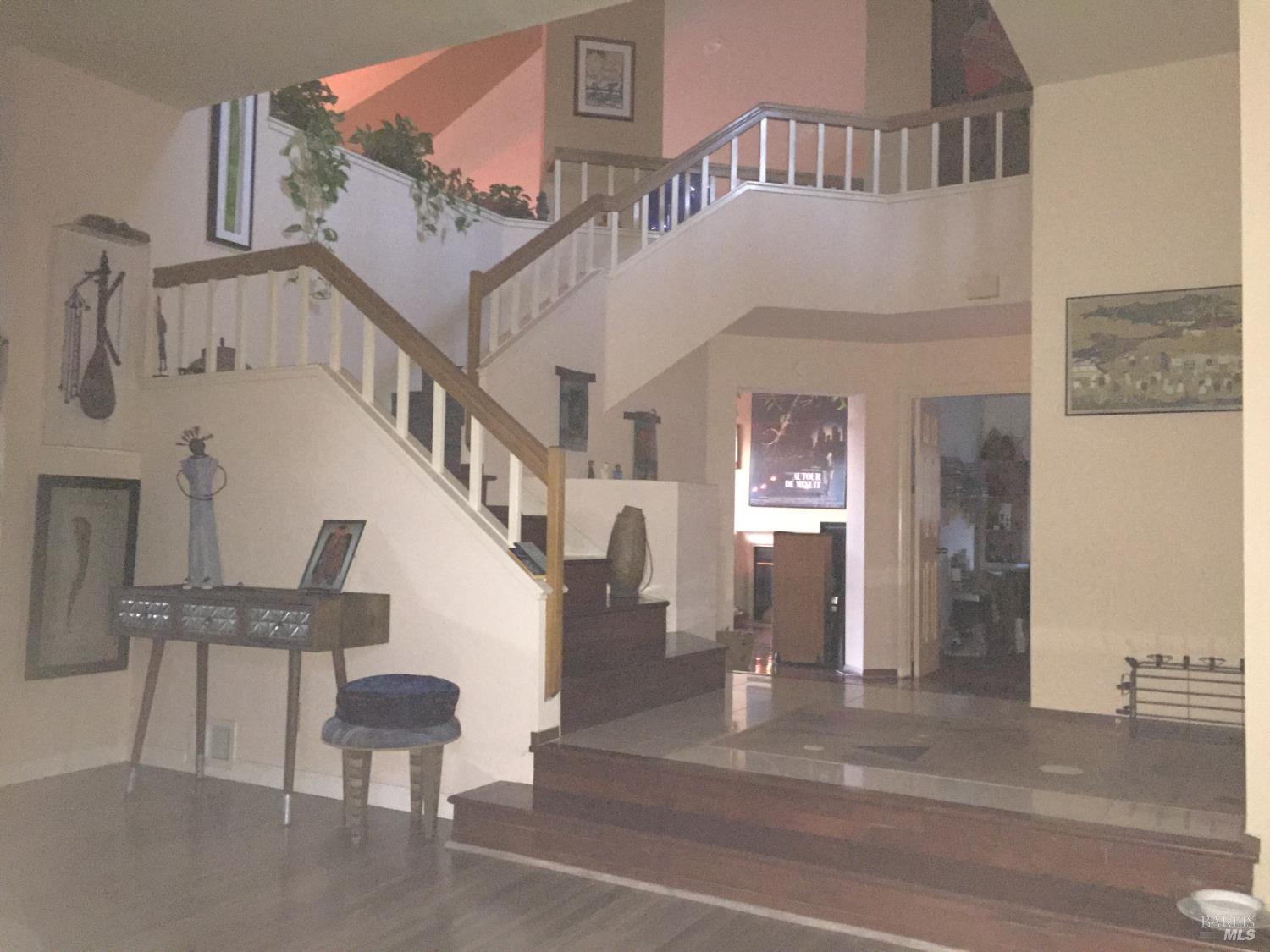 Detail Gallery Image 4 of 44 For 666 Belvedere Dr #1,  Benicia,  CA 94510 - 3 Beds | 2 Baths