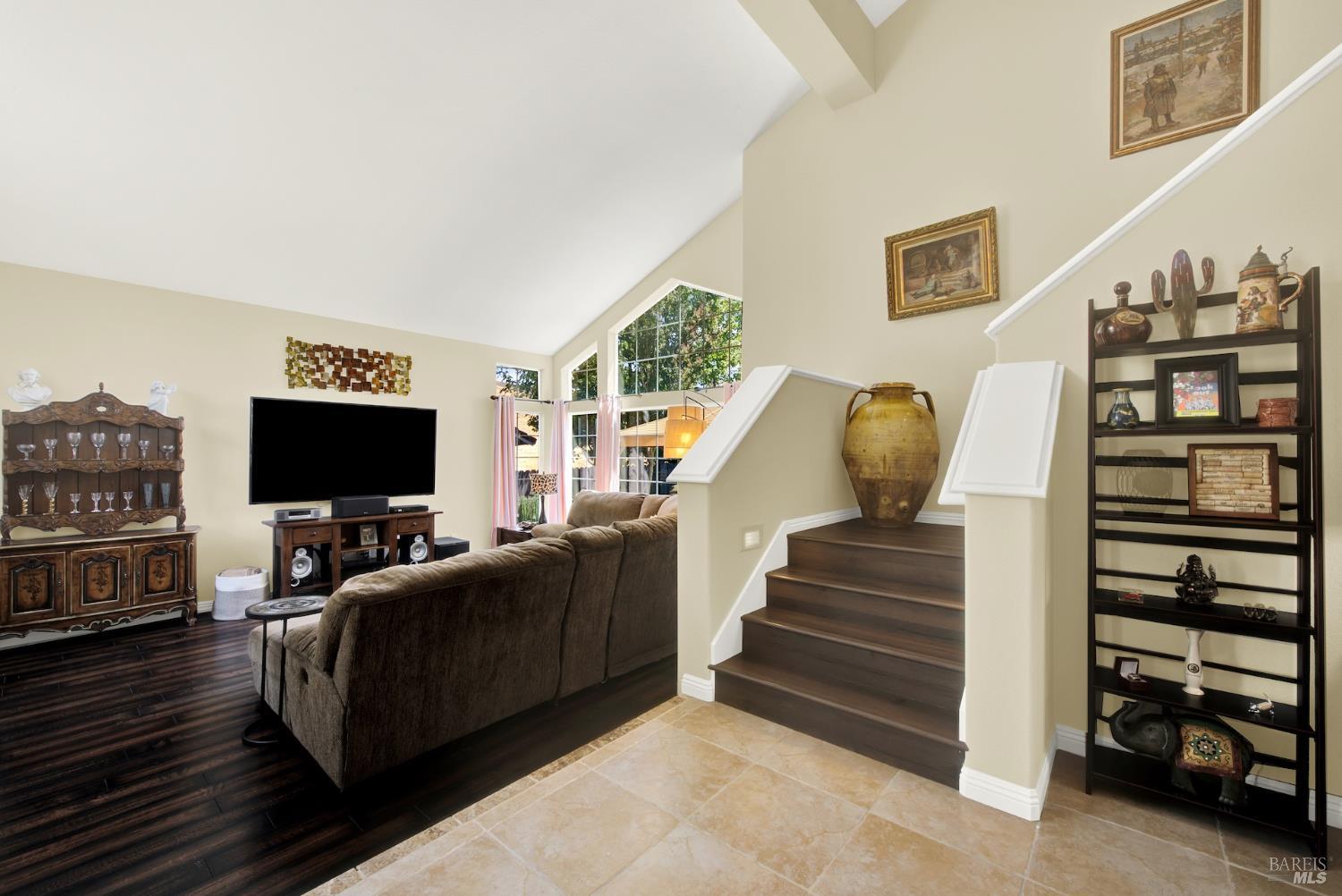 Detail Gallery Image 45 of 79 For 3105 Cherry Valley Cir, Fairfield,  CA 94534 - 5 Beds | 3 Baths