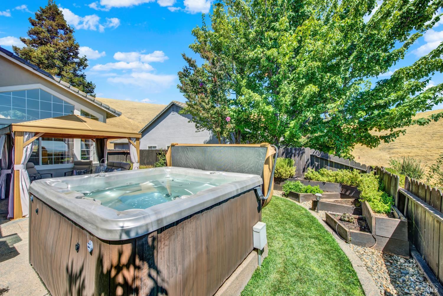 Detail Gallery Image 74 of 79 For 3105 Cherry Valley Cir, Fairfield,  CA 94534 - 5 Beds | 3 Baths