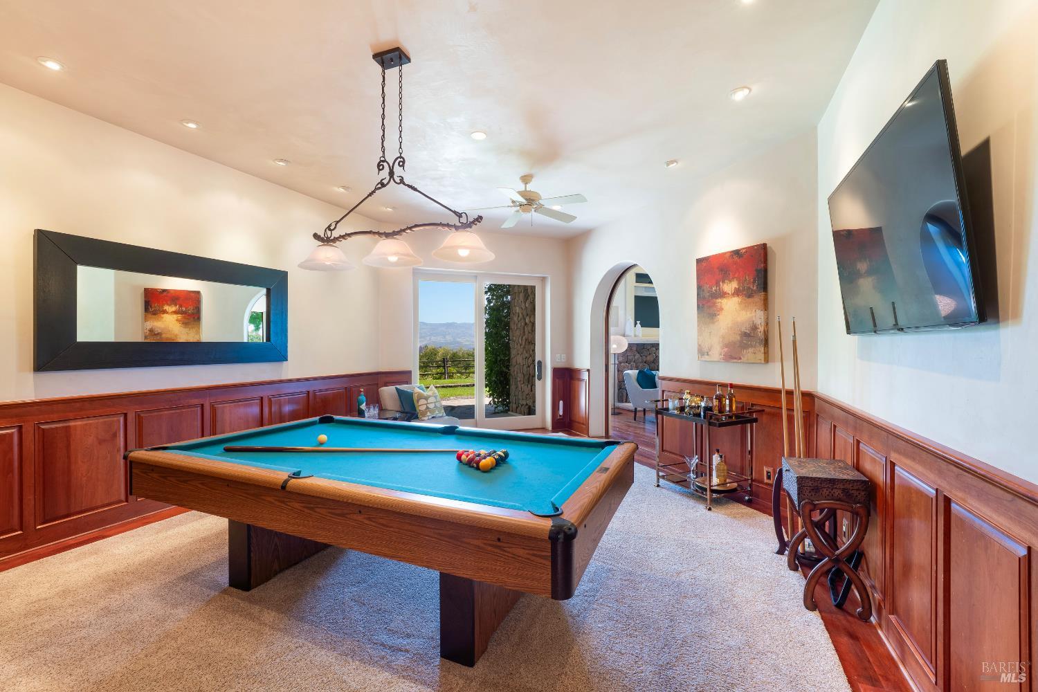 Detail Gallery Image 31 of 51 For 3211 Dry Creek Rd, Napa,  CA 94558 - 5 Beds | 5/3 Baths