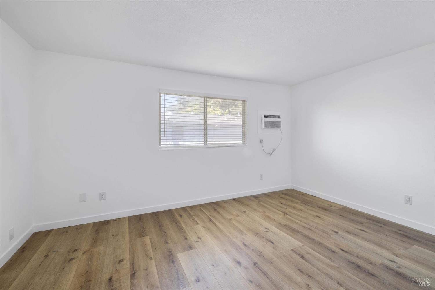 Detail Gallery Image 18 of 27 For 205 Del Luz Ct, Fairfield,  CA 94533 - 3 Beds | 1/1 Baths
