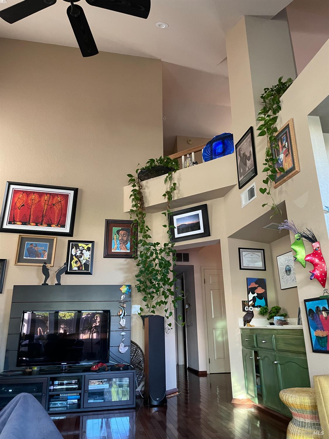 Detail Gallery Image 16 of 44 For 666 Belvedere Dr #1,  Benicia,  CA 94510 - 3 Beds | 2 Baths