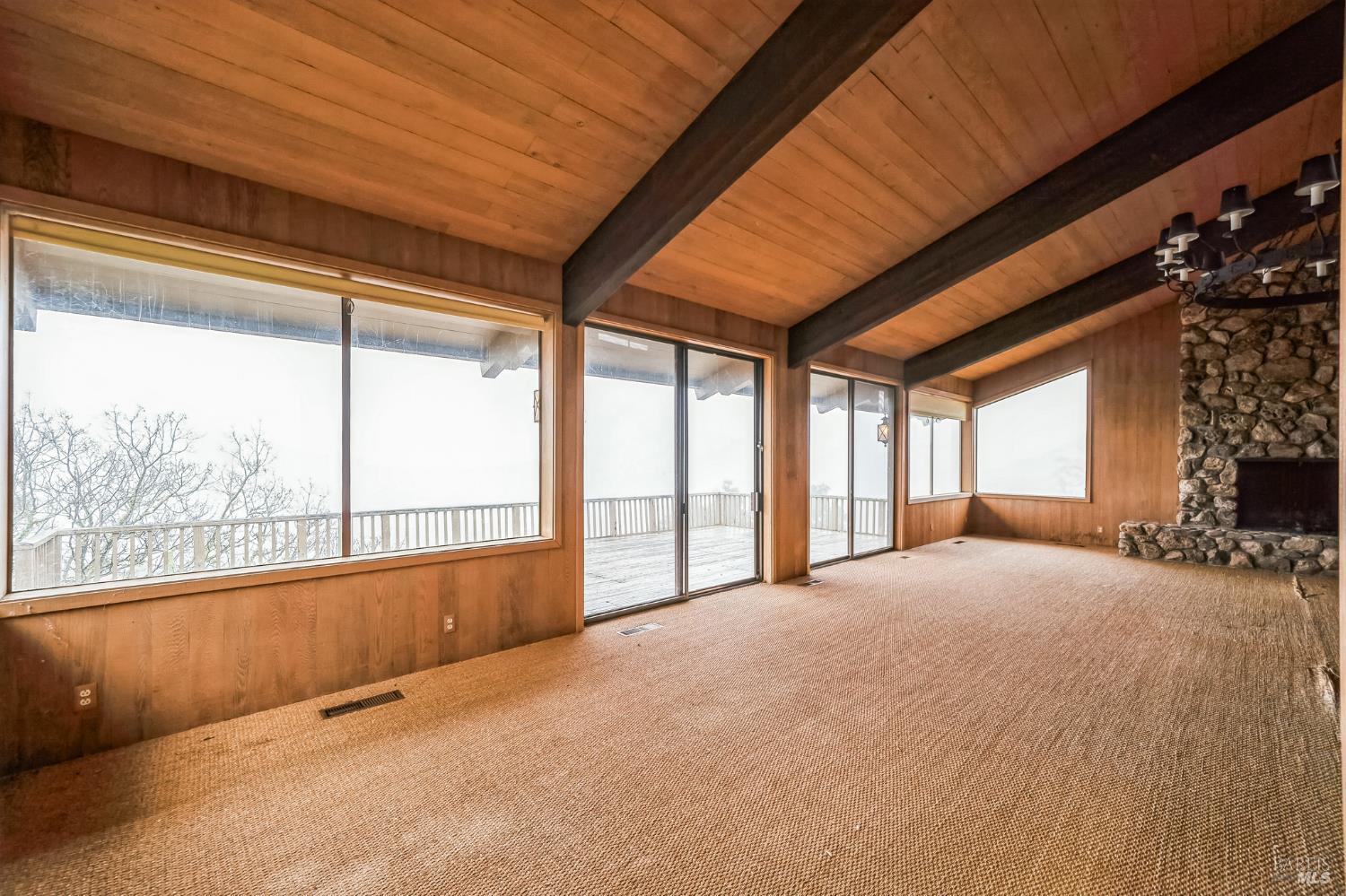 Detail Gallery Image 14 of 52 For 2000 Whitehall Ln, Saint Helena,  CA 94574 - 1 Beds | 2 Baths