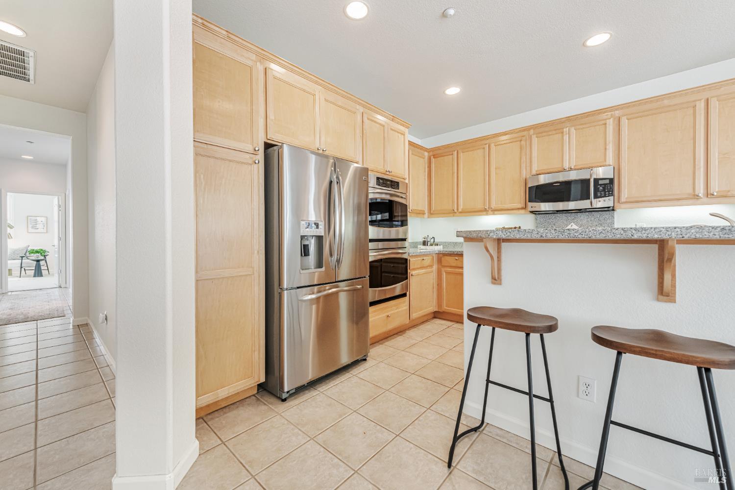 Detail Gallery Image 20 of 61 For 340 San Carlos Way, Novato,  CA 94945 - 4 Beds | 2/1 Baths