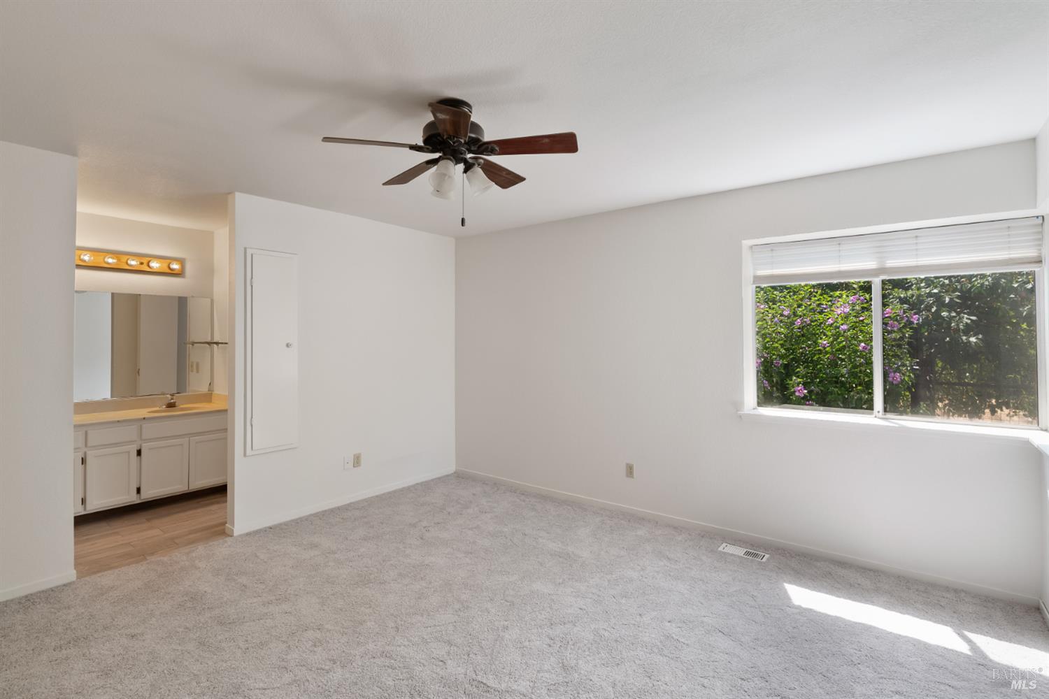 Detail Gallery Image 31 of 42 For 842 Country Meadow Ln, Sonoma,  CA 95476 - 3 Beds | 2 Baths