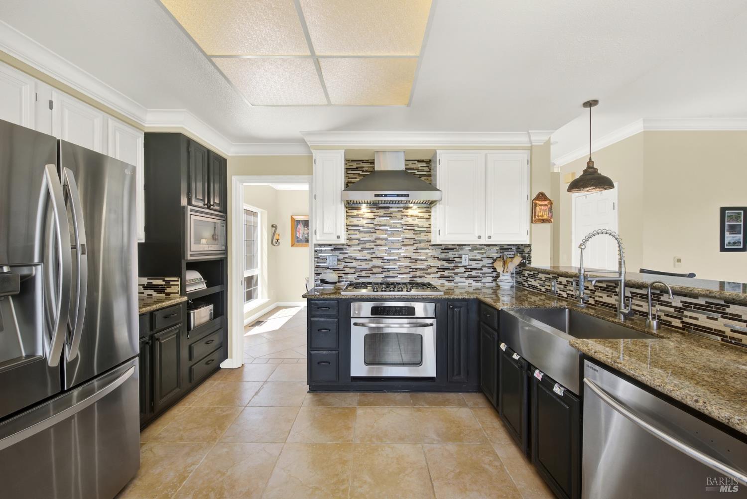 Detail Gallery Image 20 of 79 For 3105 Cherry Valley Cir, Fairfield,  CA 94534 - 5 Beds | 3 Baths