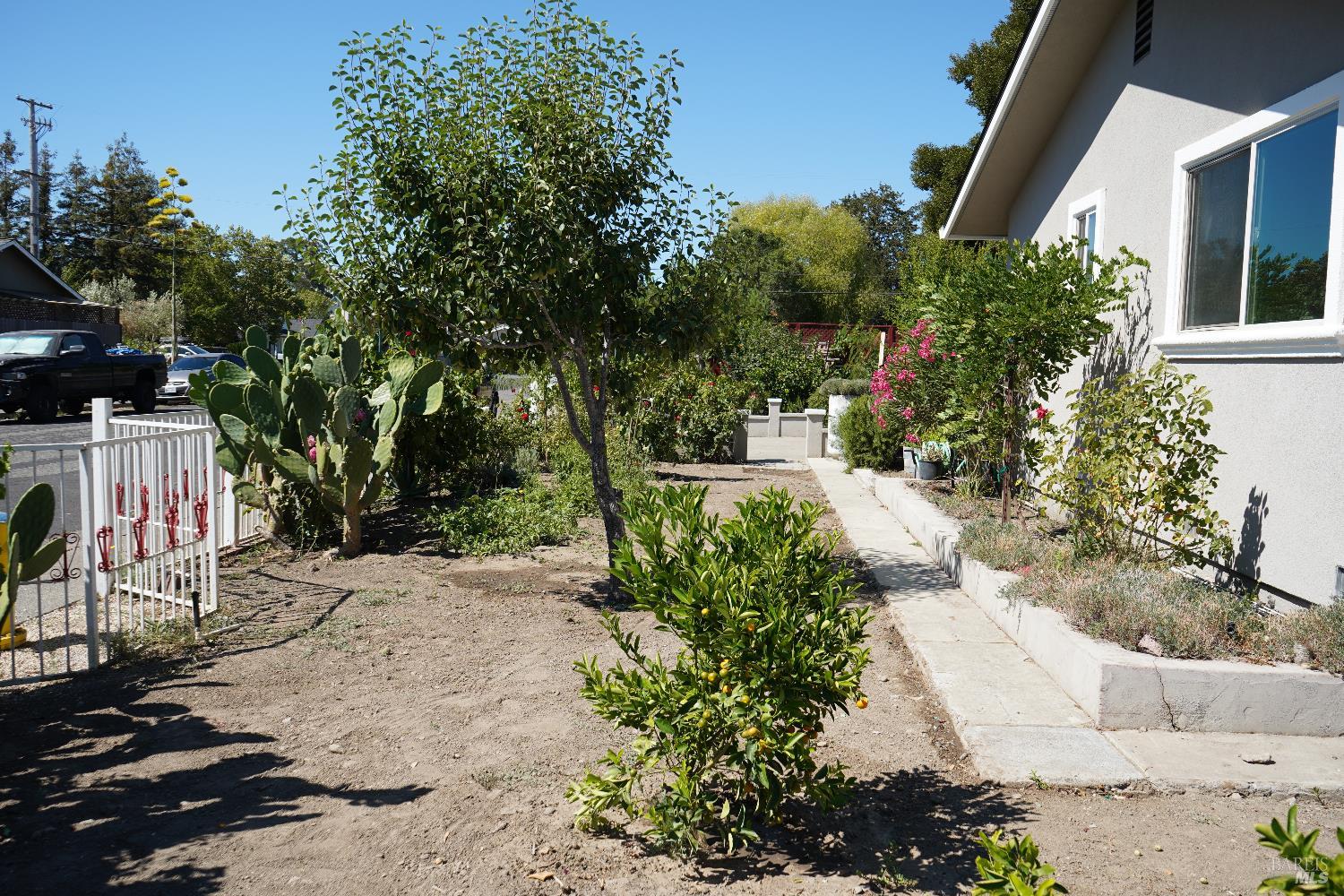 Detail Gallery Image 11 of 57 For 9896 Sunray Pl, Windsor,  CA 95492 - 4 Beds | 2 Baths