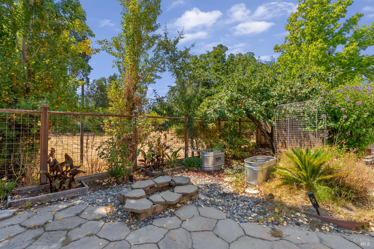Detail Gallery Image 35 of 42 For 842 Country Meadow Ln, Sonoma,  CA 95476 - 3 Beds | 2 Baths
