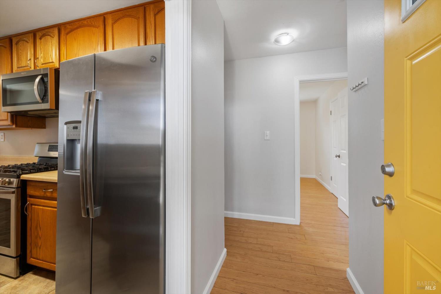 Detail Gallery Image 7 of 61 For 201 Ironwood St, Vacaville,  CA 95688 - 3 Beds | 1/1 Baths