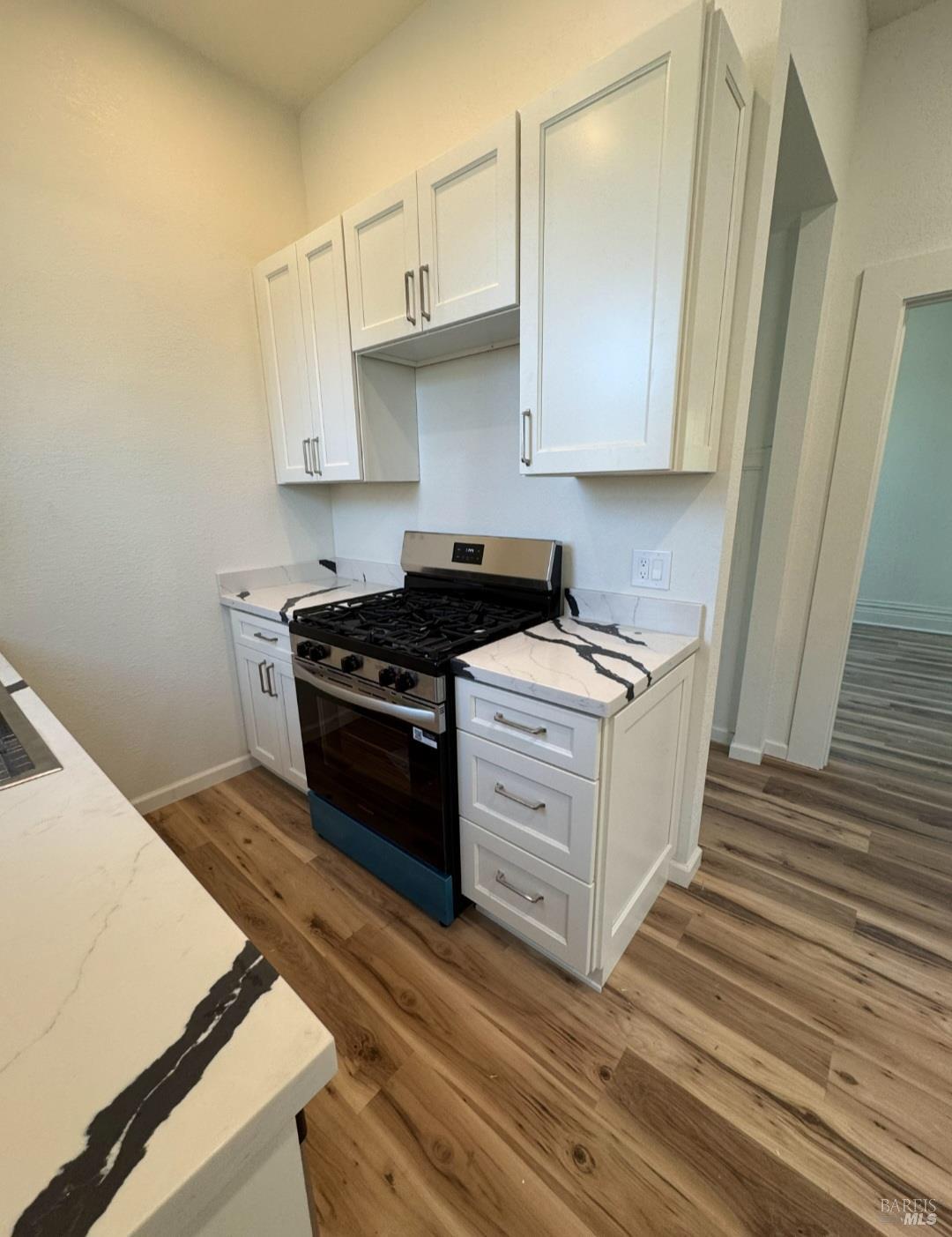 Detail Gallery Image 2 of 14 For 806 Georgia St, Vallejo,  CA 94590 - 3 Beds | 2 Baths