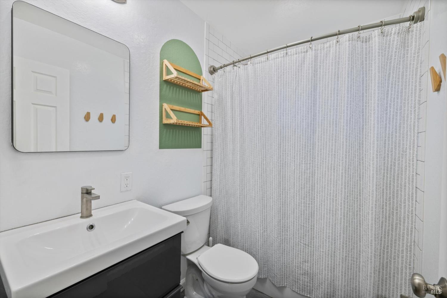 Detail Gallery Image 21 of 61 For 201 Ironwood St, Vacaville,  CA 95688 - 3 Beds | 1/1 Baths
