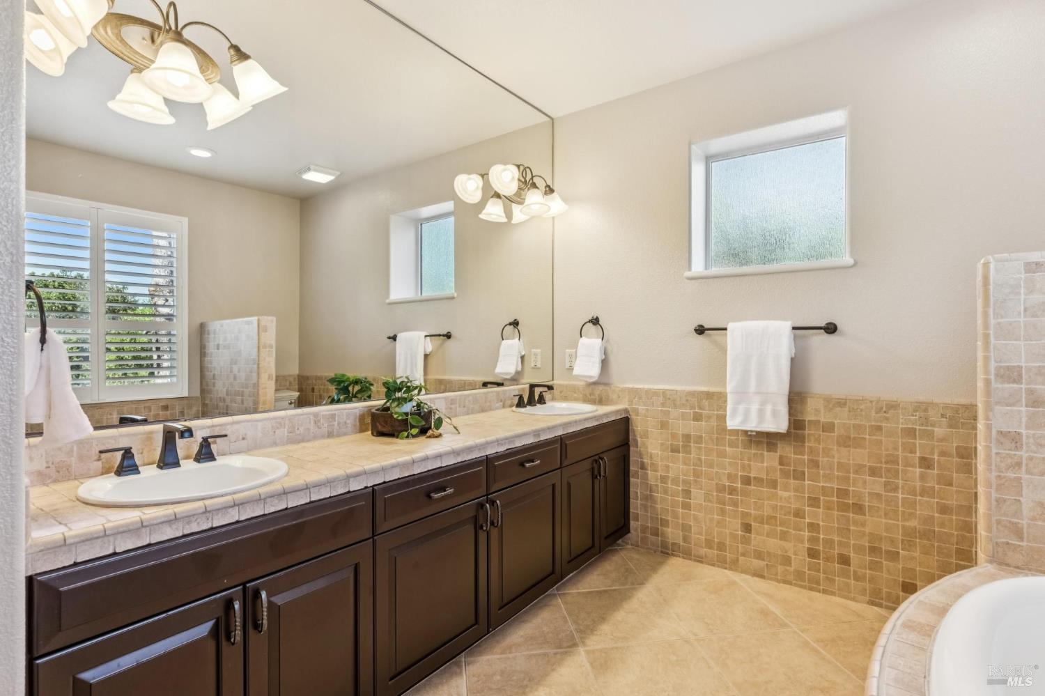 Detail Gallery Image 78 of 99 For 6 Old Coach Rd, Napa,  CA 94558 - 4 Beds | 3/1 Baths