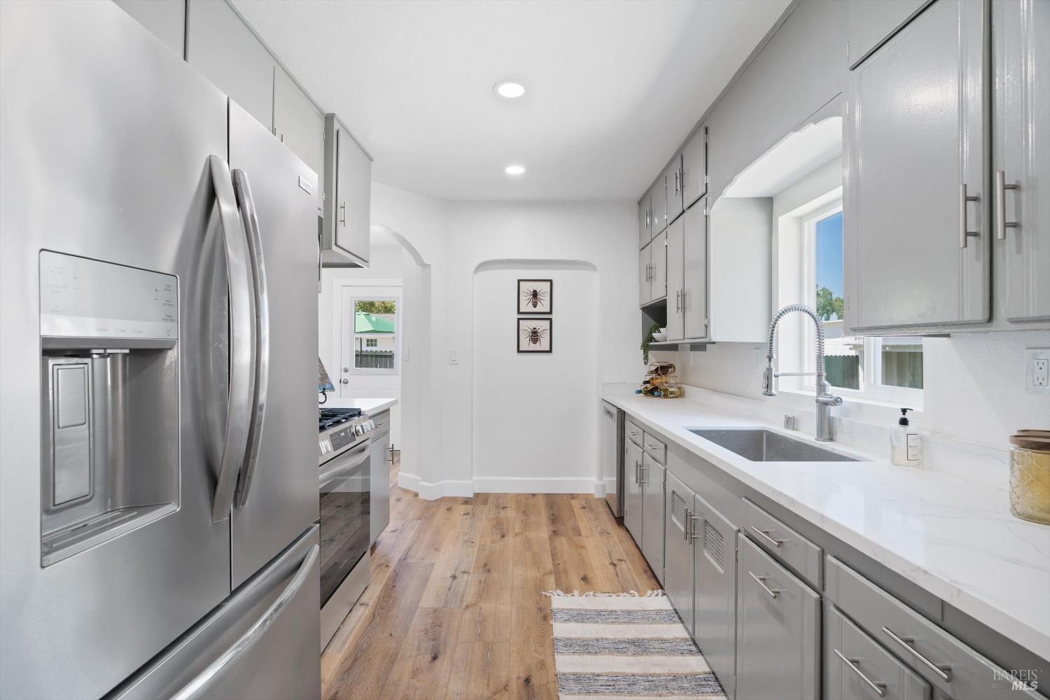Detail Gallery Image 6 of 28 For 1055 S Wright Rd, Santa Rosa,  CA 95407 - 7 Beds | 3/1 Baths