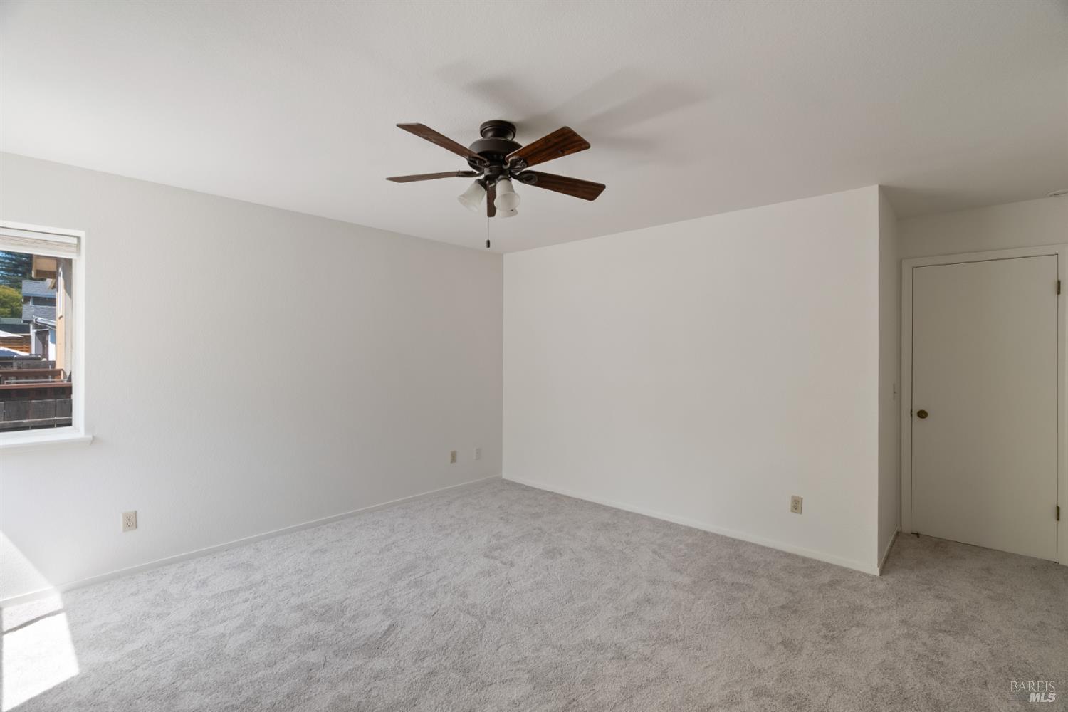 Detail Gallery Image 30 of 42 For 842 Country Meadow Ln, Sonoma,  CA 95476 - 3 Beds | 2 Baths