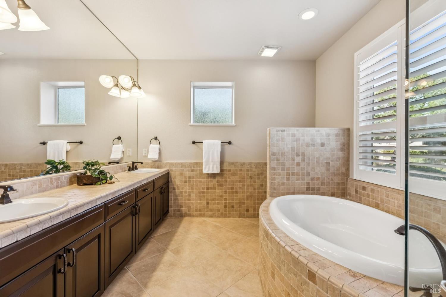 Detail Gallery Image 79 of 99 For 6 Old Coach Rd, Napa,  CA 94558 - 4 Beds | 3/1 Baths