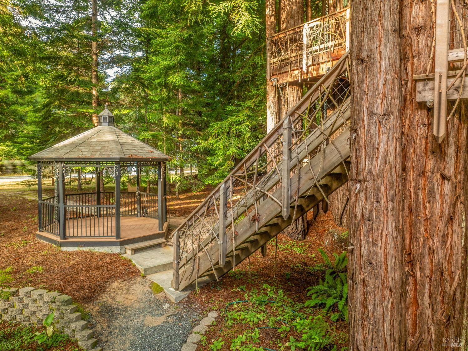 Detail Gallery Image 47 of 71 For 16611 Pearl Ranch Rd, Fort Bragg,  CA 95437 - 3 Beds | 3/2 Baths