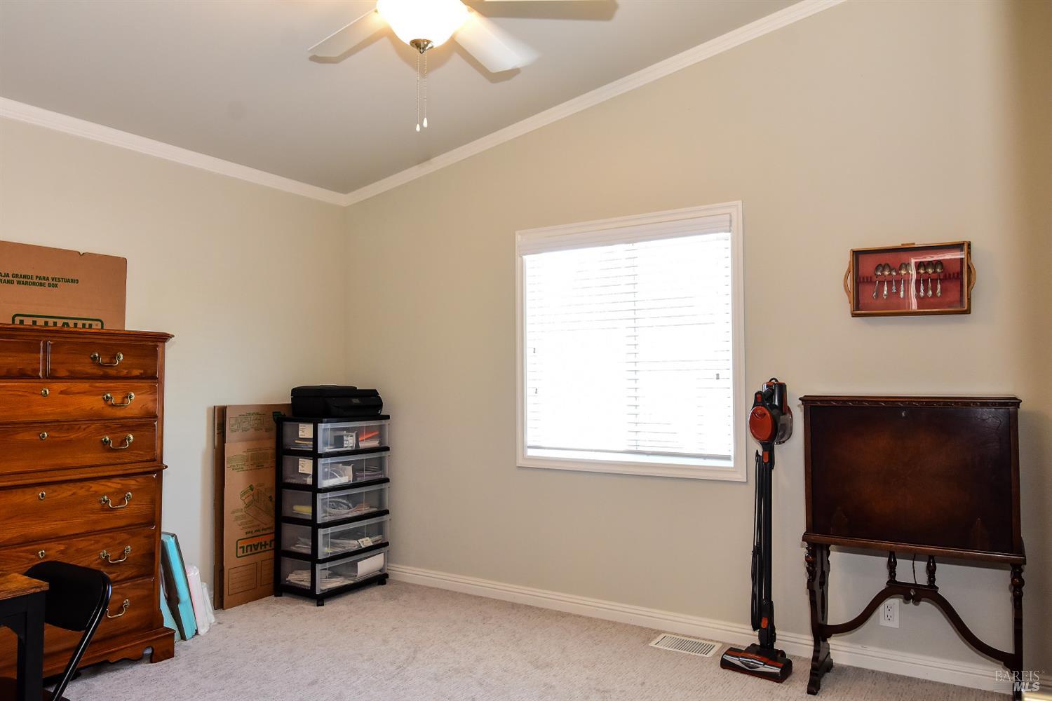 Detail Gallery Image 13 of 23 For 124 Vista Dr, Sonoma,  CA 95476 - 3 Beds | 2 Baths
