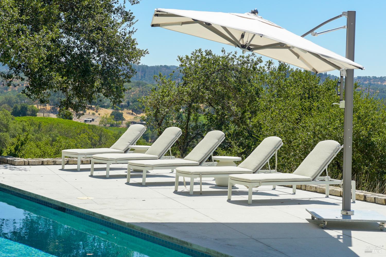 Detail Gallery Image 65 of 83 For 13418 Chalk Hill Rd, Healdsburg,  CA 95448 - 3 Beds | 4/1 Baths
