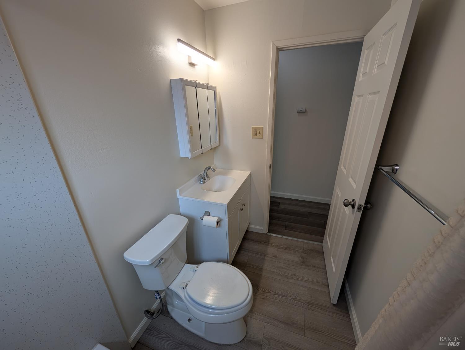Detail Gallery Image 16 of 21 For 218 Edith St, Petaluma,  CA 94952 - – Beds | – Baths