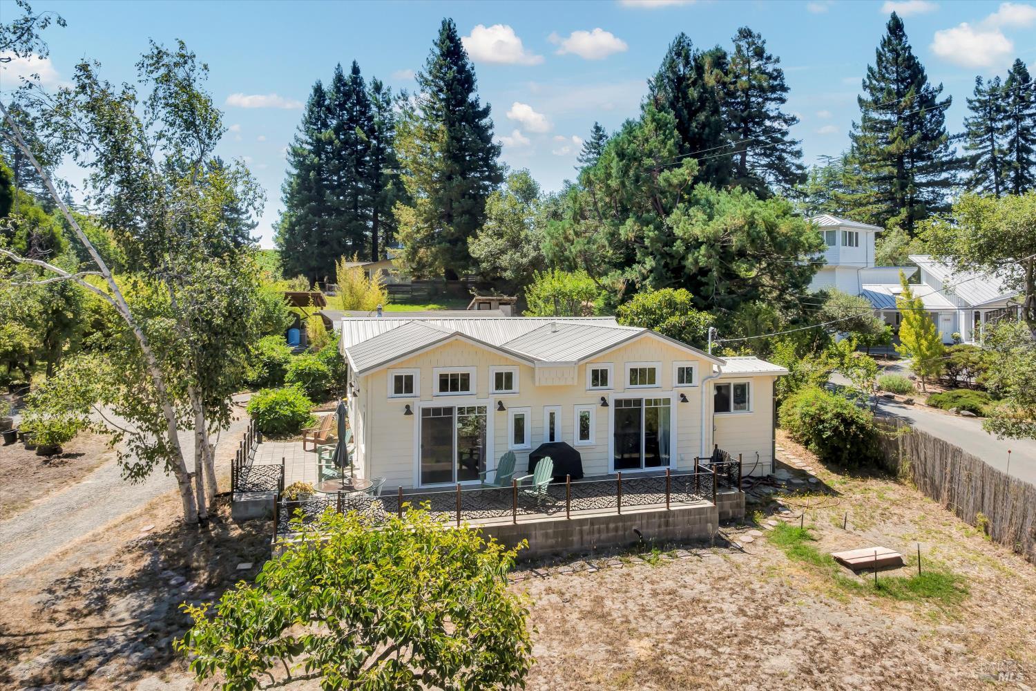 Detail Gallery Image 51 of 53 For 7739 Lynch Rd, Sebastopol,  CA 95472 - 2 Beds | 2 Baths