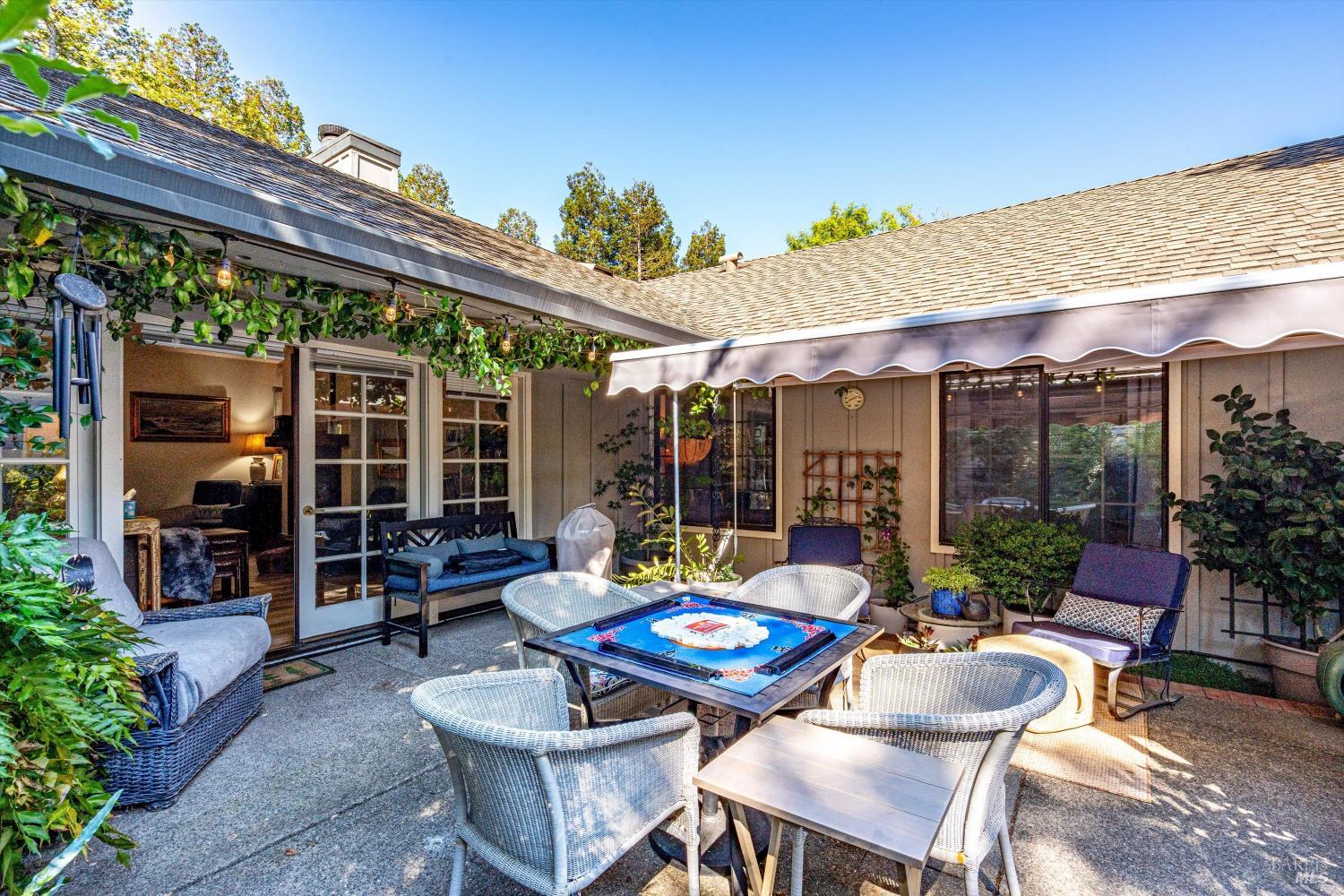 Detail Gallery Image 21 of 31 For 18502 Wellesley Ct, Sonoma,  CA 95476 - 3 Beds | 2 Baths