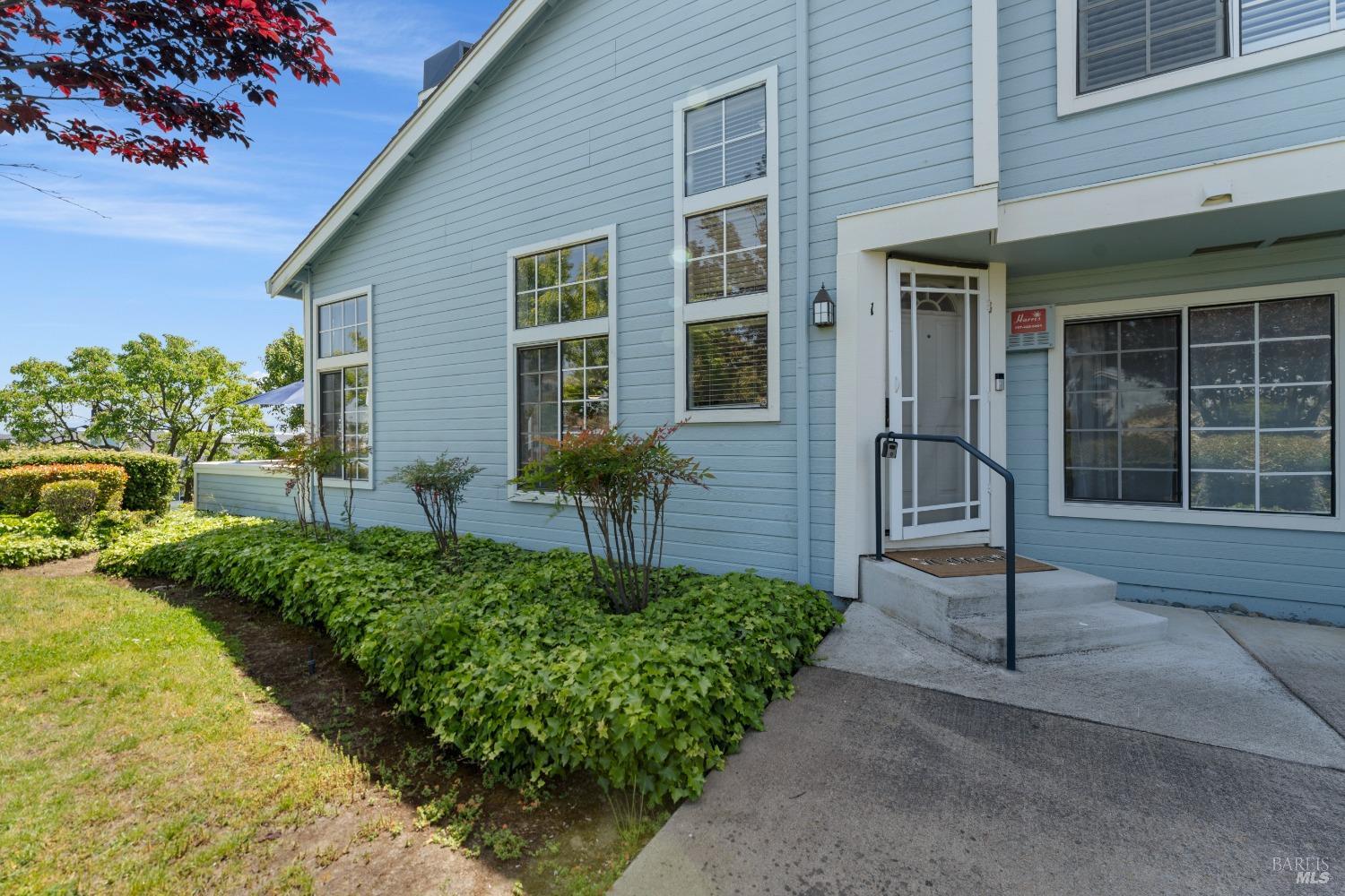 Detail Gallery Image 64 of 77 For 901 Point Reyes Ct #1,  Vallejo,  CA 94591 - 3 Beds | 2/1 Baths