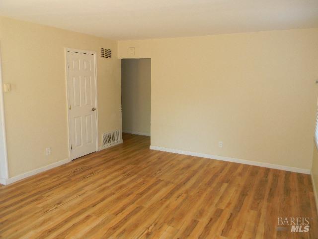 Detail Gallery Image 3 of 15 For 1019 Thelma Ave, Vallejo,  CA 94591 - 3 Beds | 1 Baths