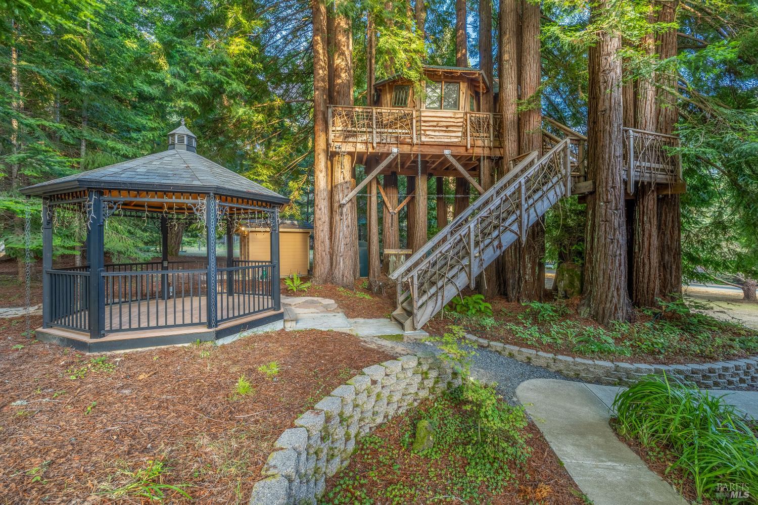 Detail Gallery Image 45 of 71 For 16611 Pearl Ranch Rd, Fort Bragg,  CA 95437 - 3 Beds | 3/2 Baths