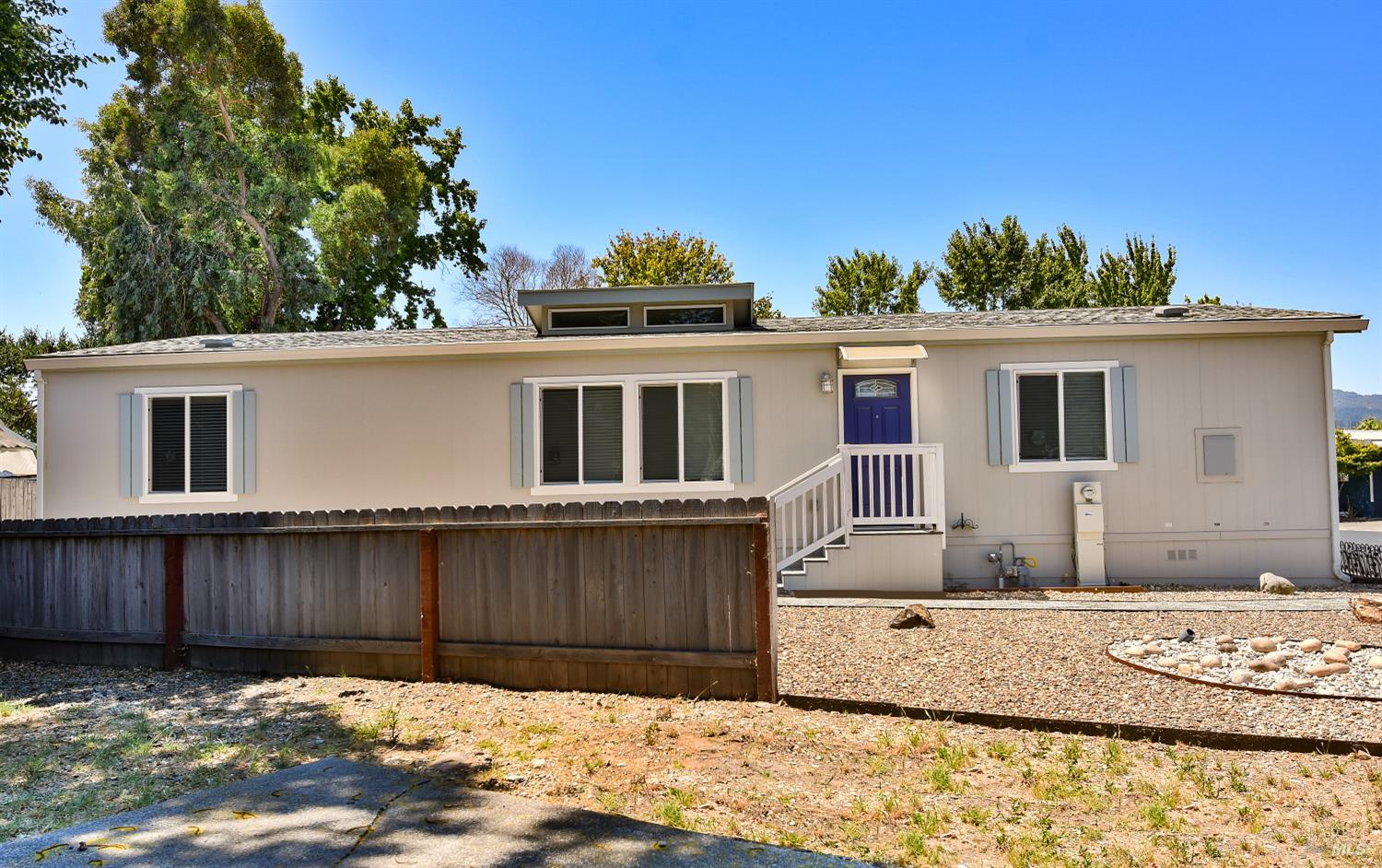Detail Gallery Image 3 of 23 For 124 Vista Dr, Sonoma,  CA 95476 - 3 Beds | 2 Baths