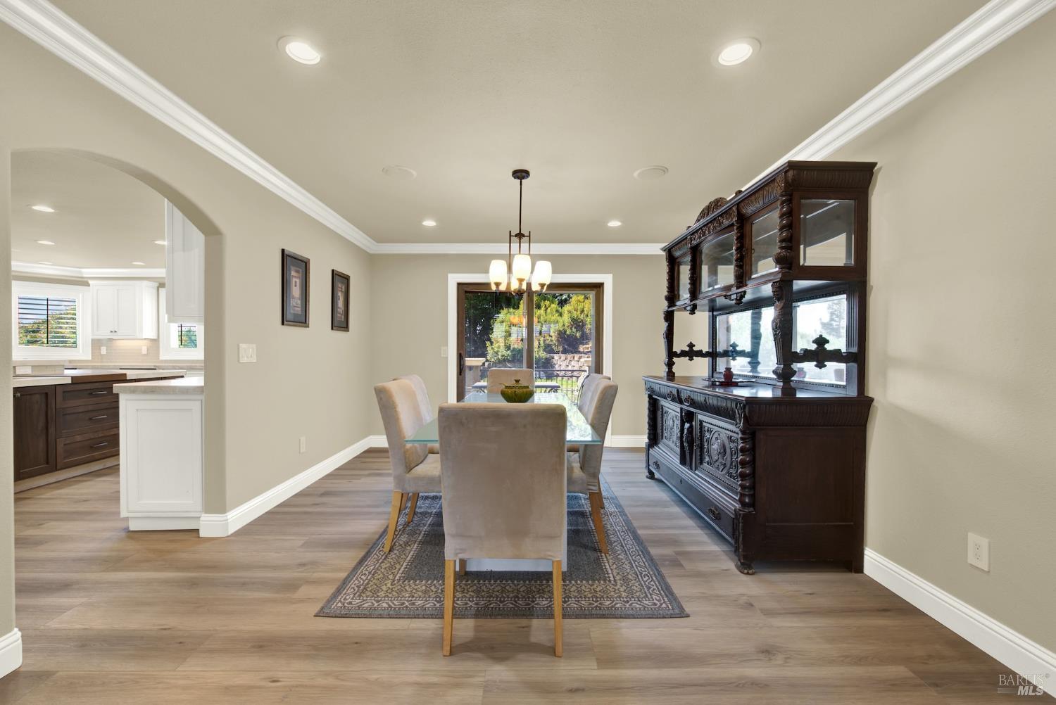 Detail Gallery Image 24 of 98 For 681 Hillside Dr, Fairfield,  CA 94533 - 5 Beds | 4/2 Baths