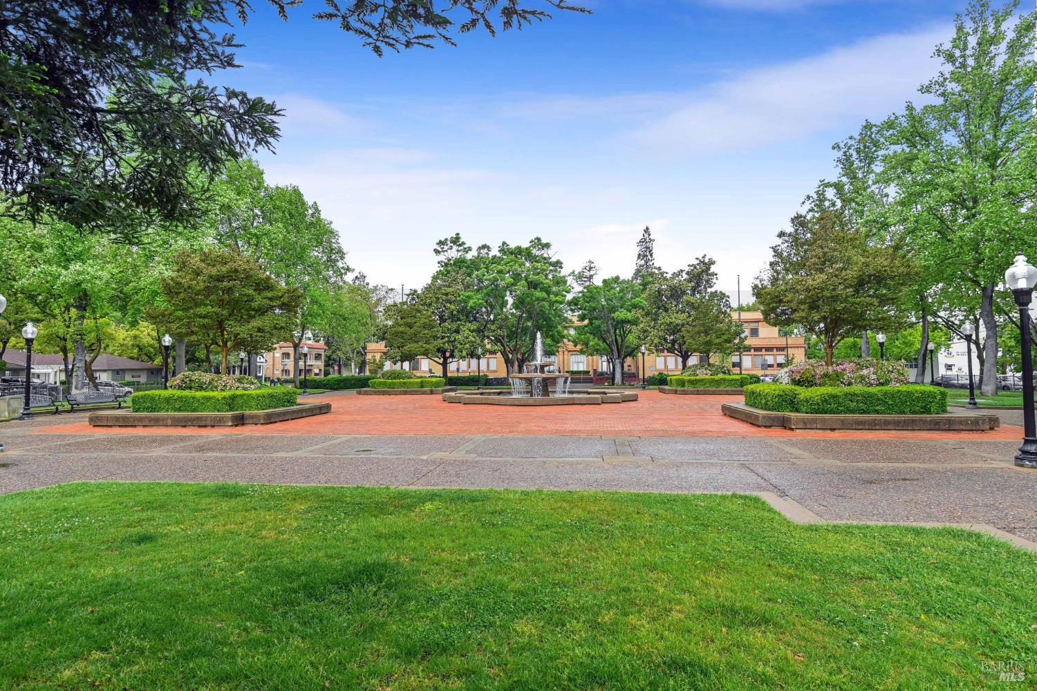 Detail Gallery Image 26 of 28 For 677 Center Ave, Martinez,  CA 94553 - 2 Beds | 1 Baths