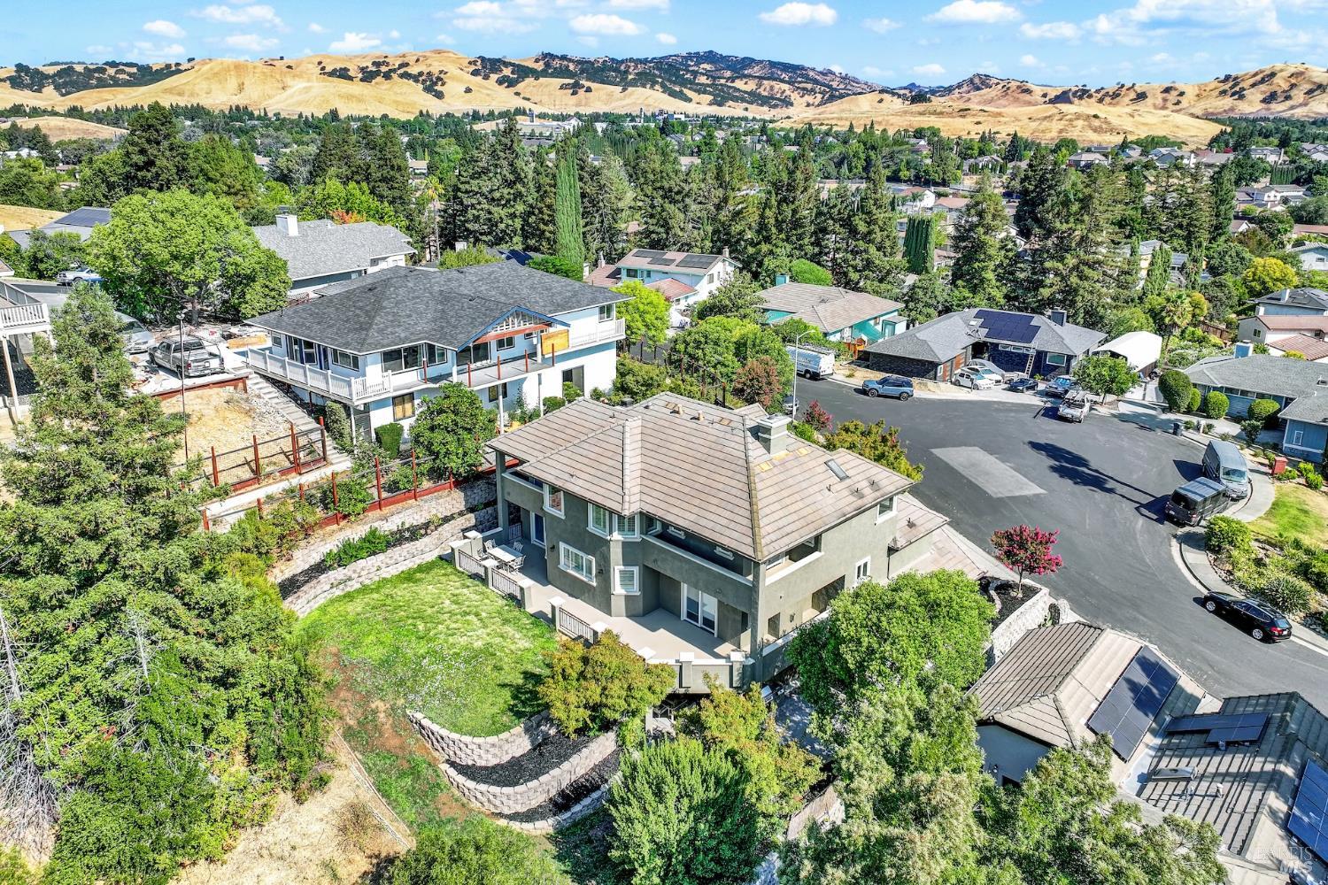 Detail Gallery Image 95 of 98 For 681 Hillside Dr, Fairfield,  CA 94533 - 5 Beds | 4/2 Baths