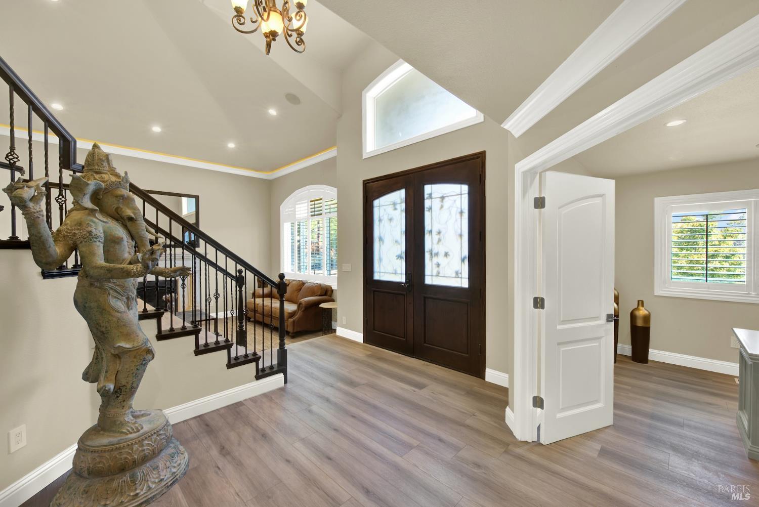 Detail Gallery Image 18 of 98 For 681 Hillside Dr, Fairfield,  CA 94533 - 5 Beds | 4/2 Baths