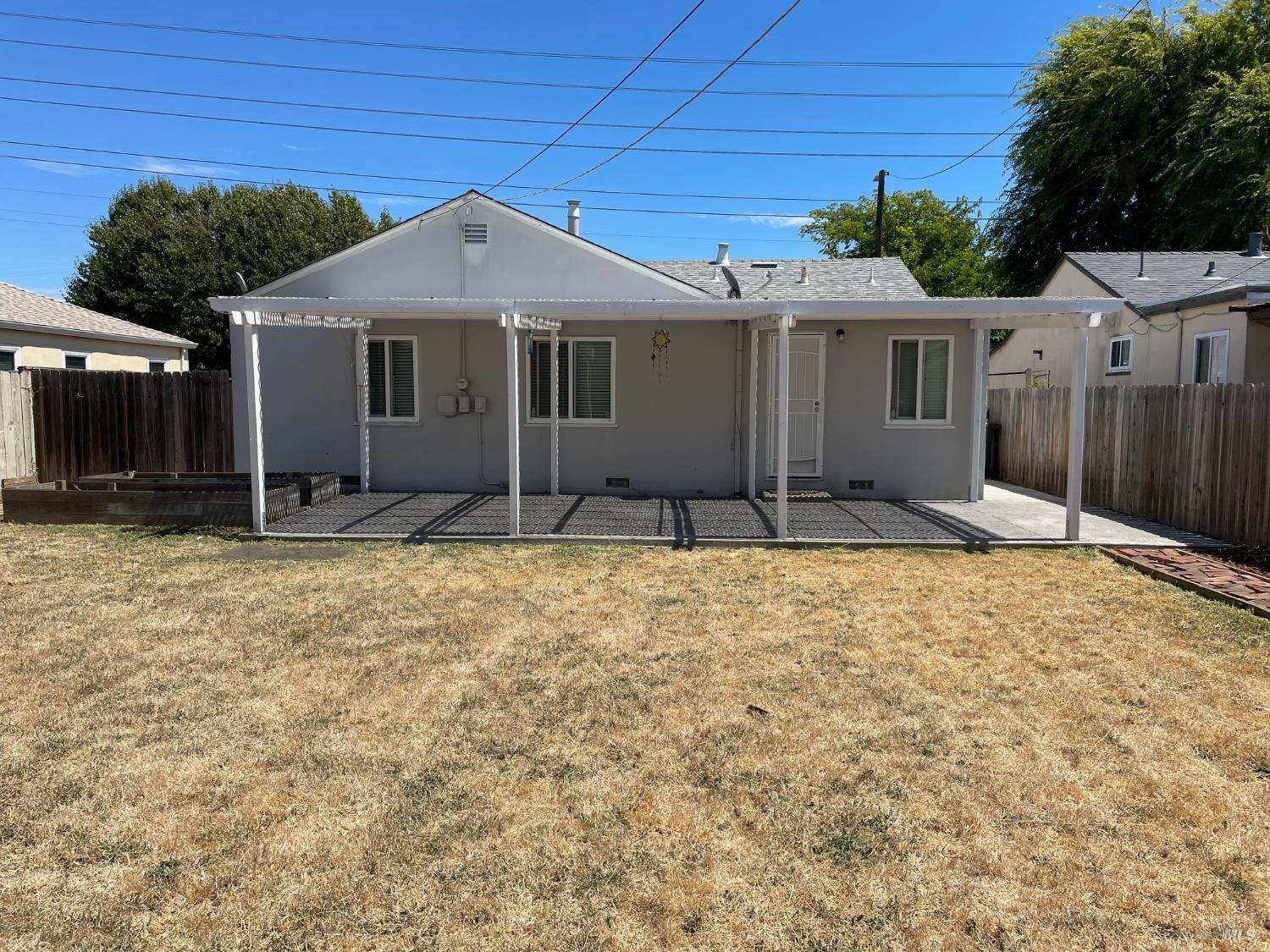 Detail Gallery Image 14 of 15 For 1019 Thelma Ave, Vallejo,  CA 94591 - 3 Beds | 1 Baths