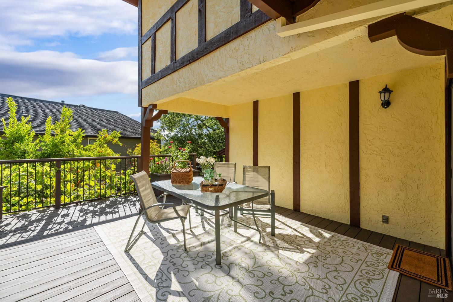 Detail Gallery Image 55 of 60 For 3541 Foxwood Pl, Santa Rosa,  CA 95405 - 3 Beds | 3 Baths