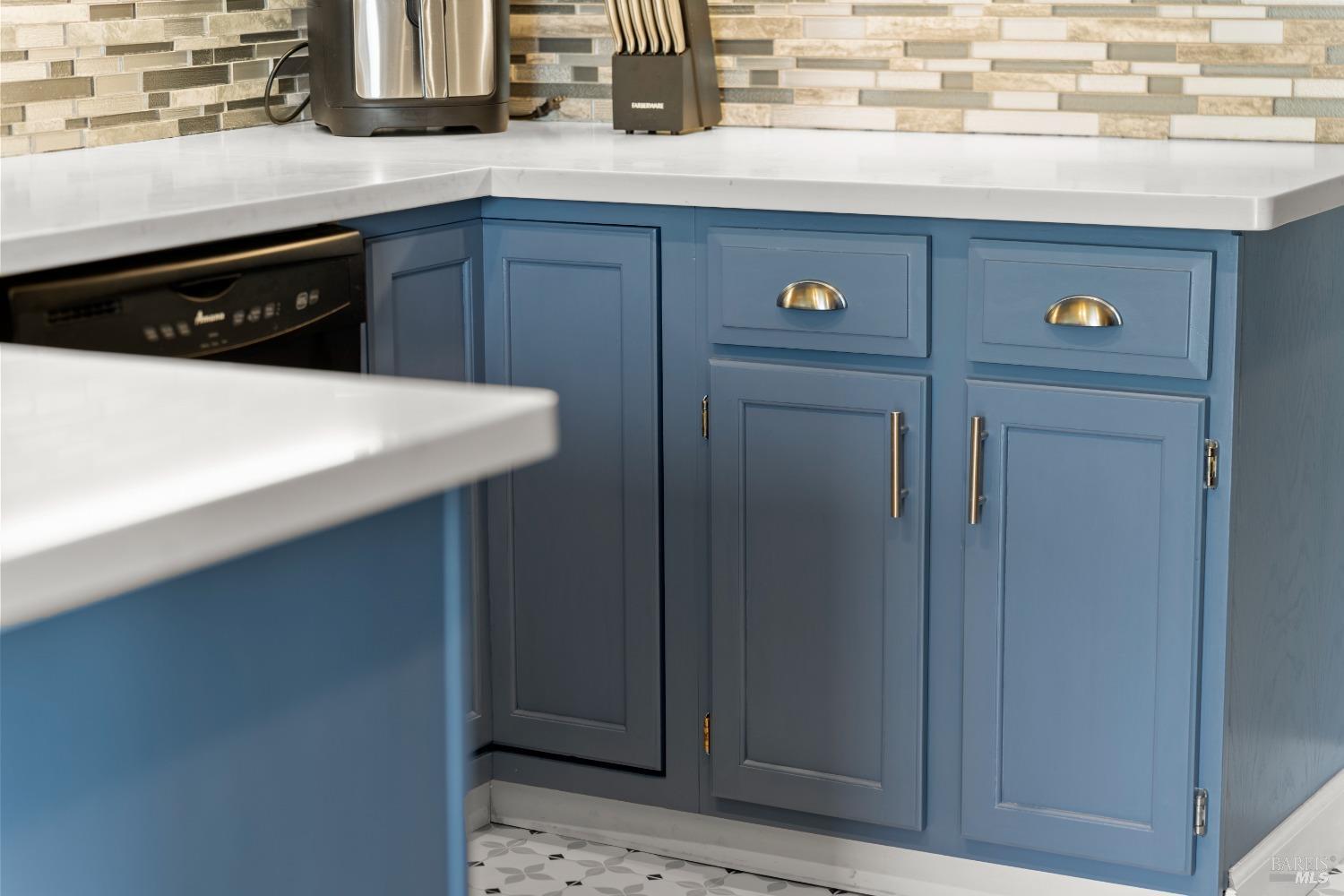 Detail Gallery Image 22 of 77 For 901 Point Reyes Ct #1,  Vallejo,  CA 94591 - 3 Beds | 2/1 Baths