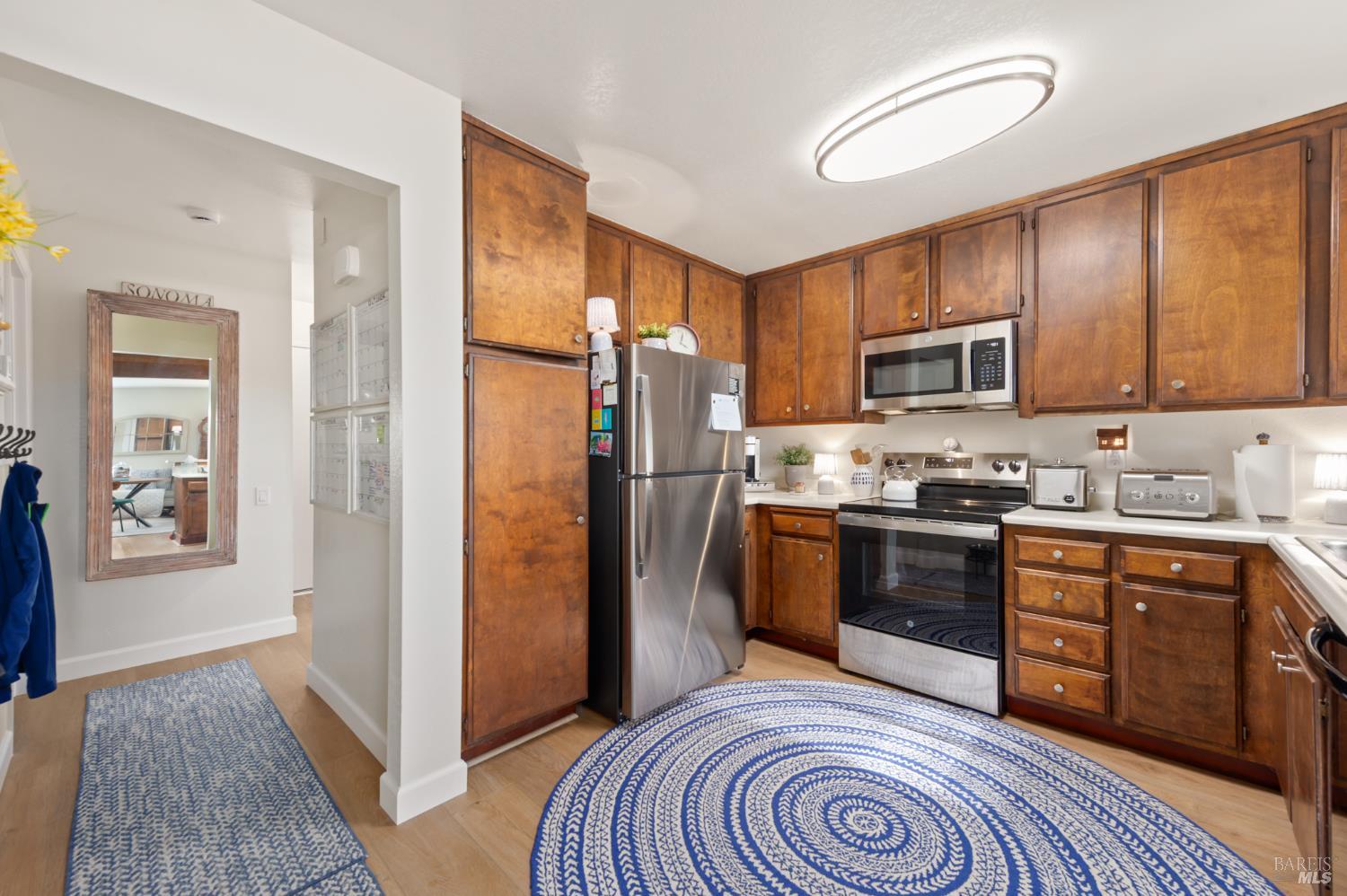 Detail Gallery Image 12 of 44 For 695 Montclair Dr, Santa Rosa,  CA 95409 - – Beds | – Baths
