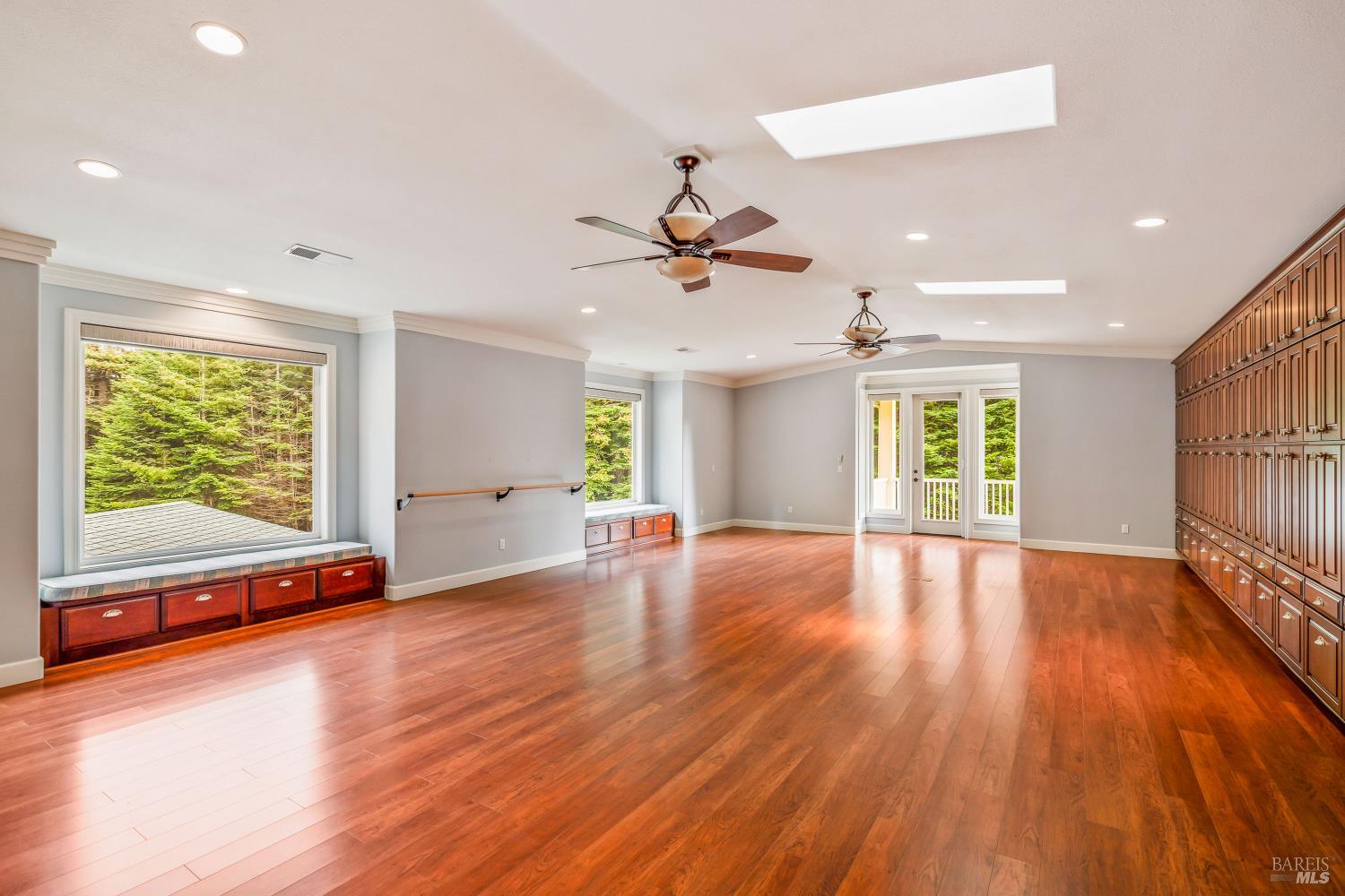 Detail Gallery Image 35 of 71 For 16611 Pearl Ranch Rd, Fort Bragg,  CA 95437 - 3 Beds | 3/2 Baths