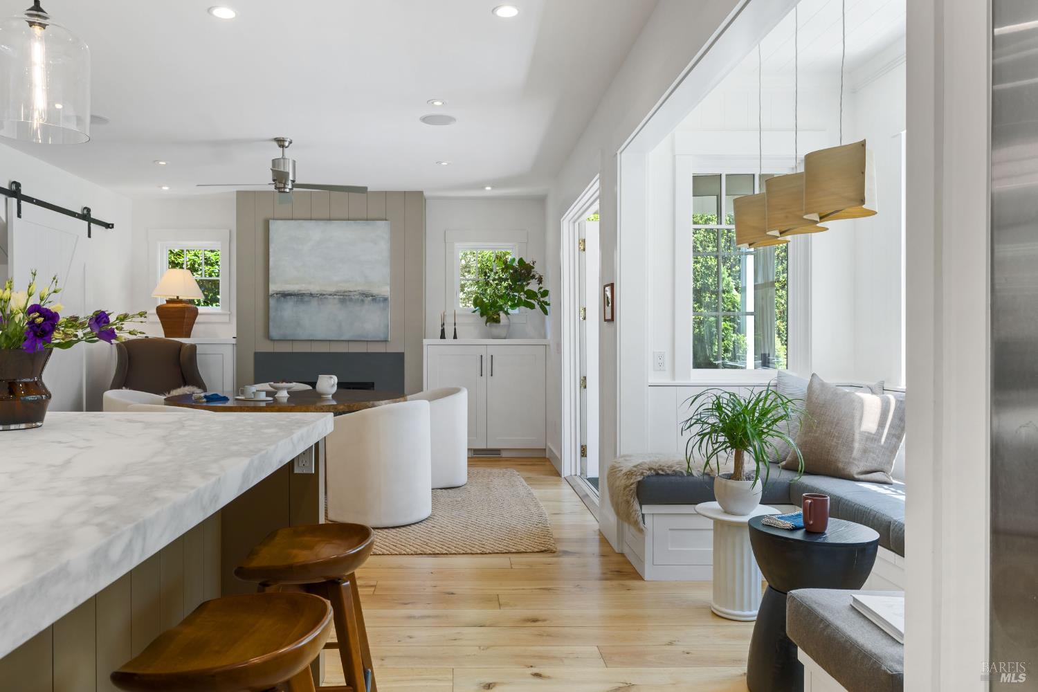 Detail Gallery Image 11 of 35 For 111 William Ave, Larkspur,  CA 94939 - 4 Beds | 3 Baths